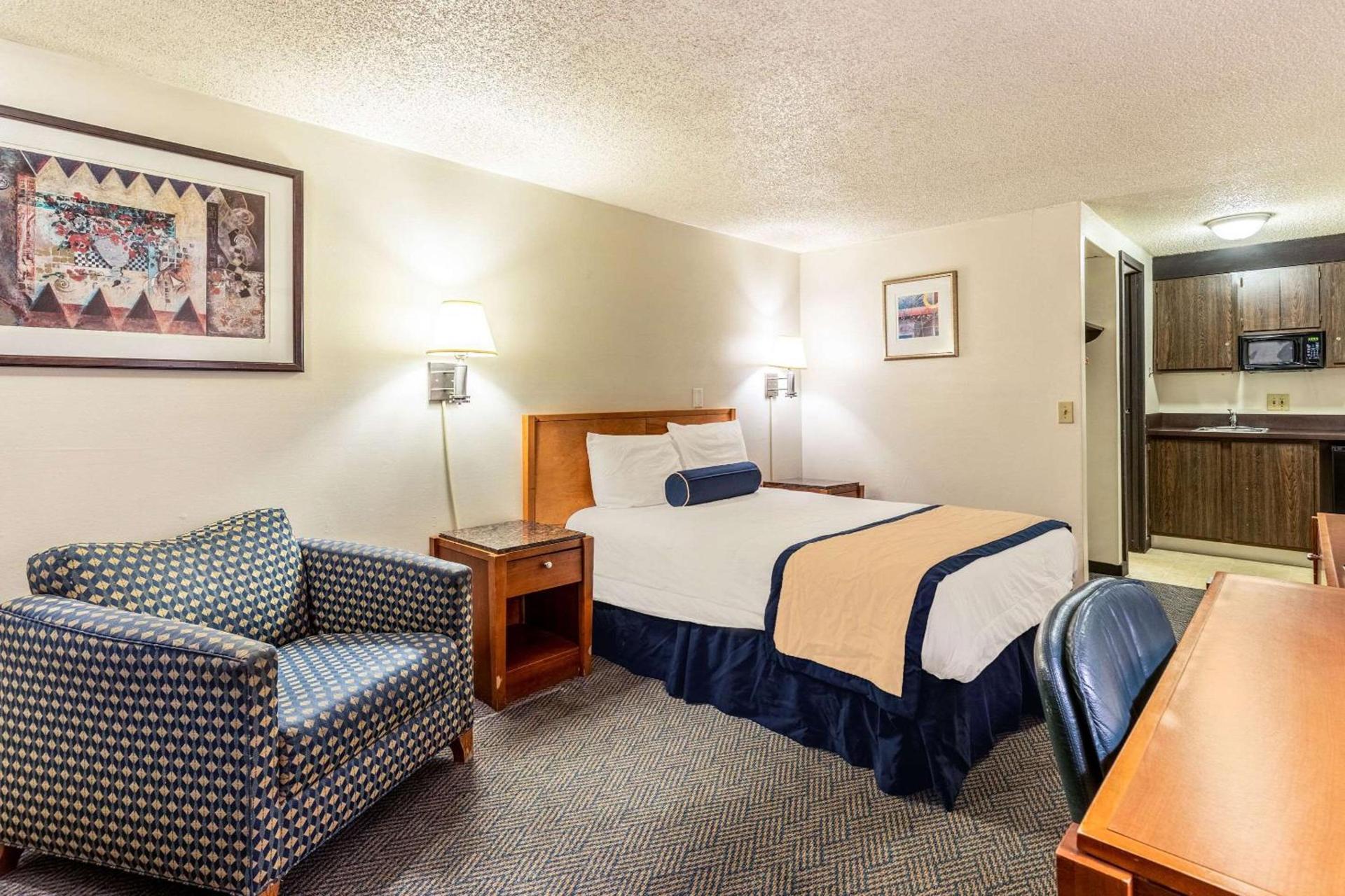 Value Inn Kenosha I-94 - Exit 344 photo 29
