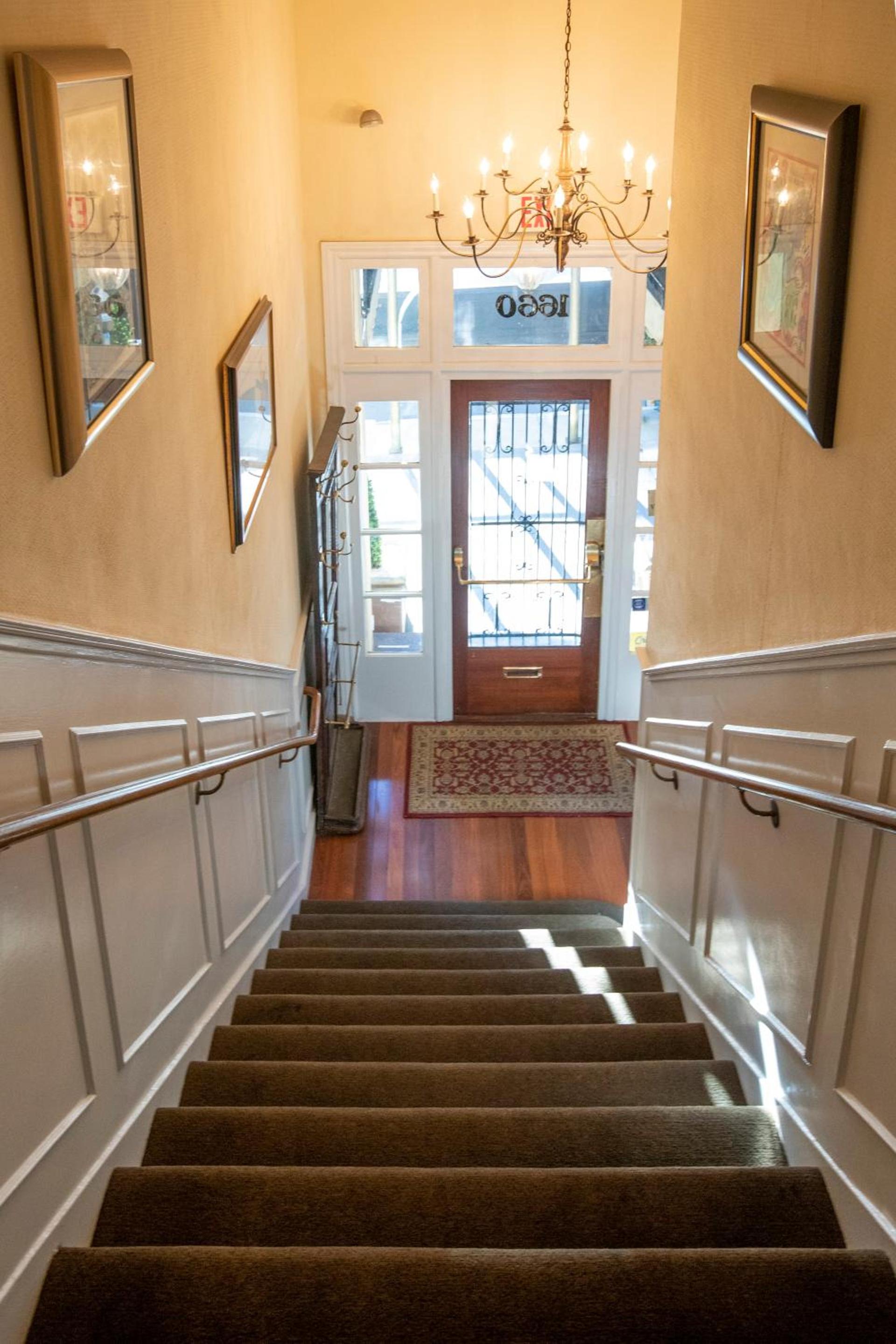 Washington Square Inn photo 8