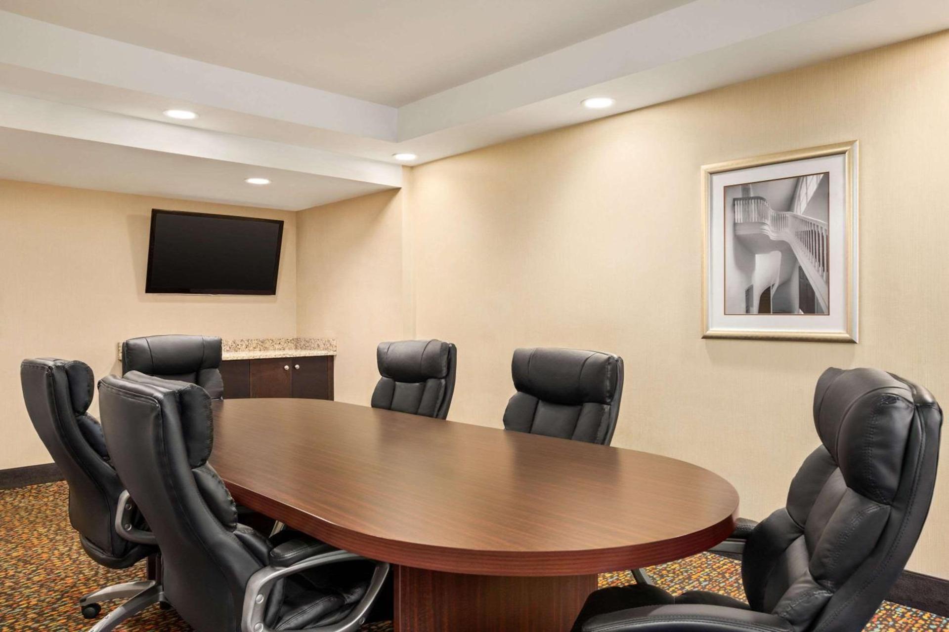 La Quinta Inn & Suites by Wyndham Richmond-Midlothian photo 10