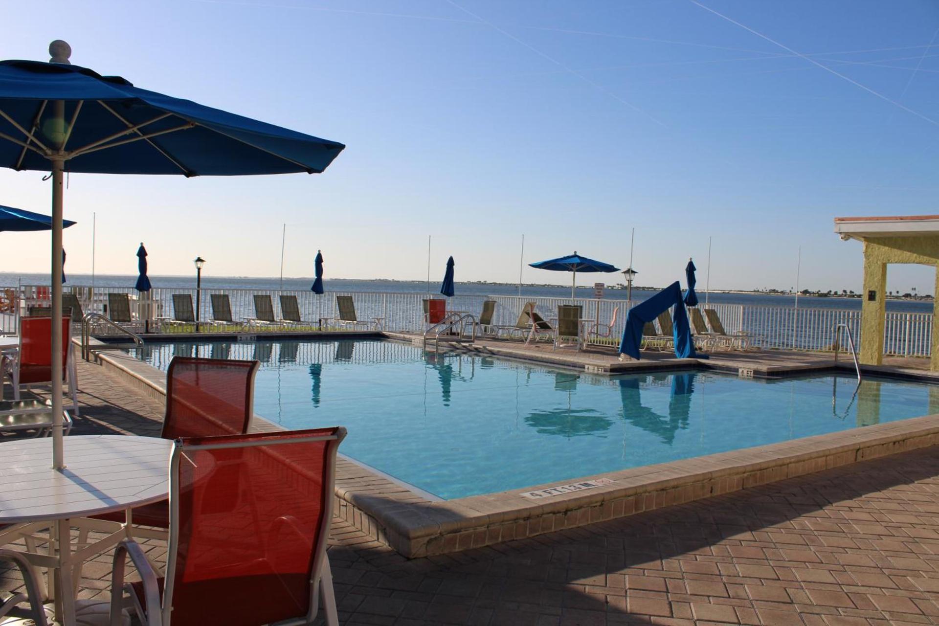 Sailport Waterfront Suites photo 46