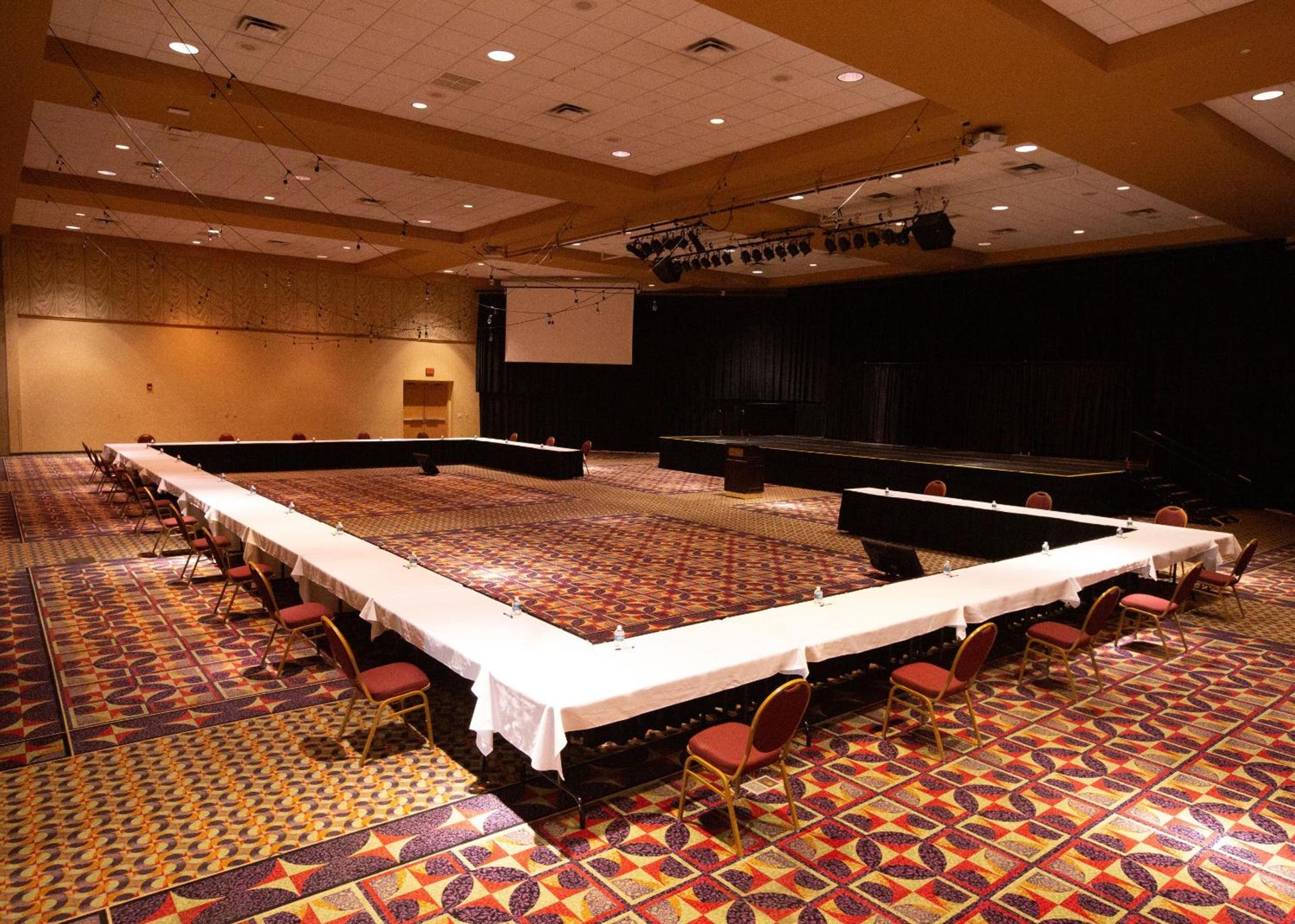 Riverside Casino & Golf Resort photo 25