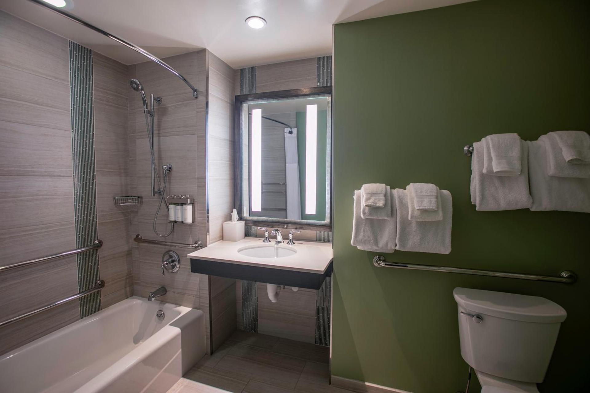 Wyndham Grand Jupiter at Harbourside Place photo 99