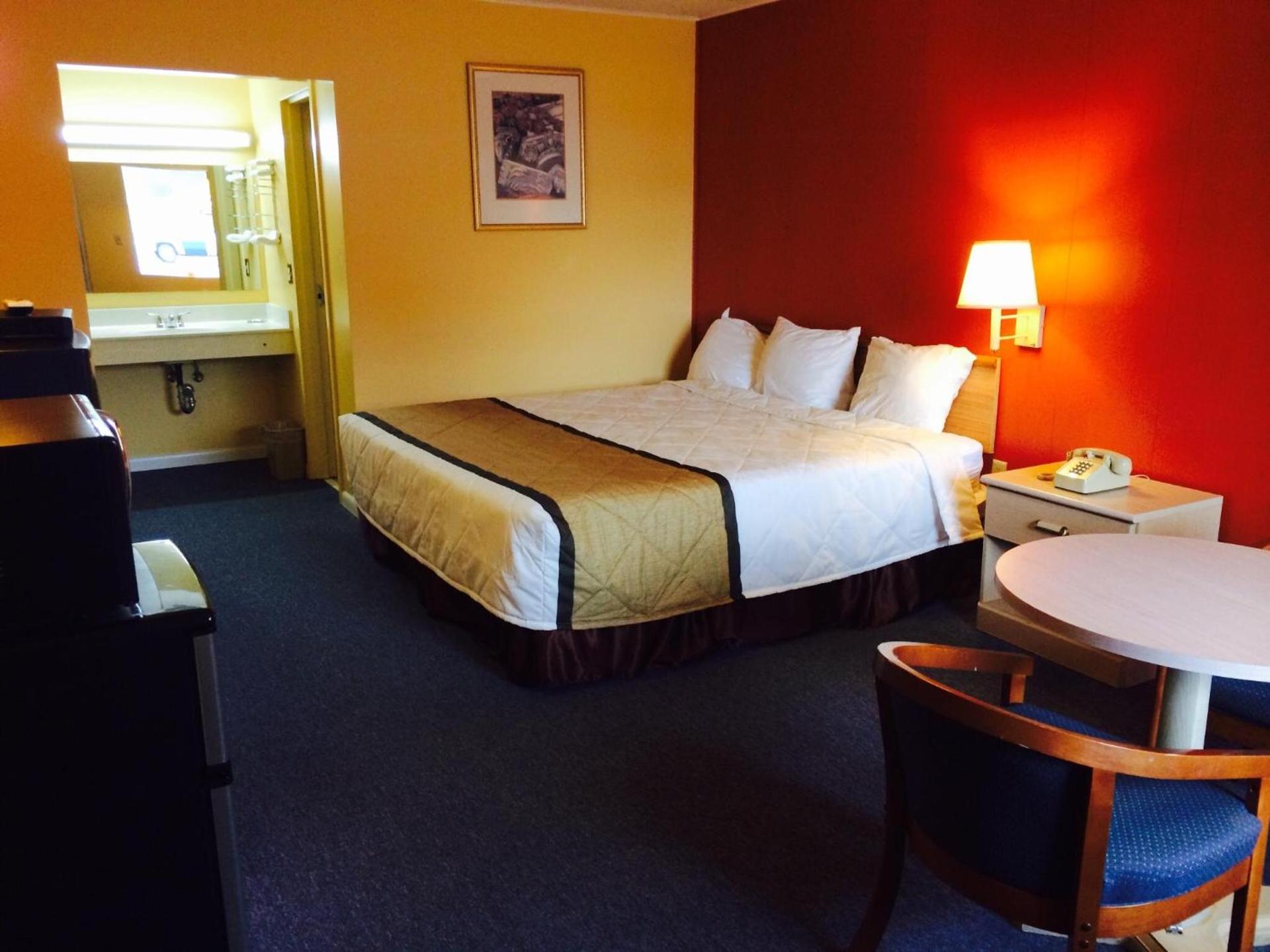 Duffys Motel - Calhoun photo 6