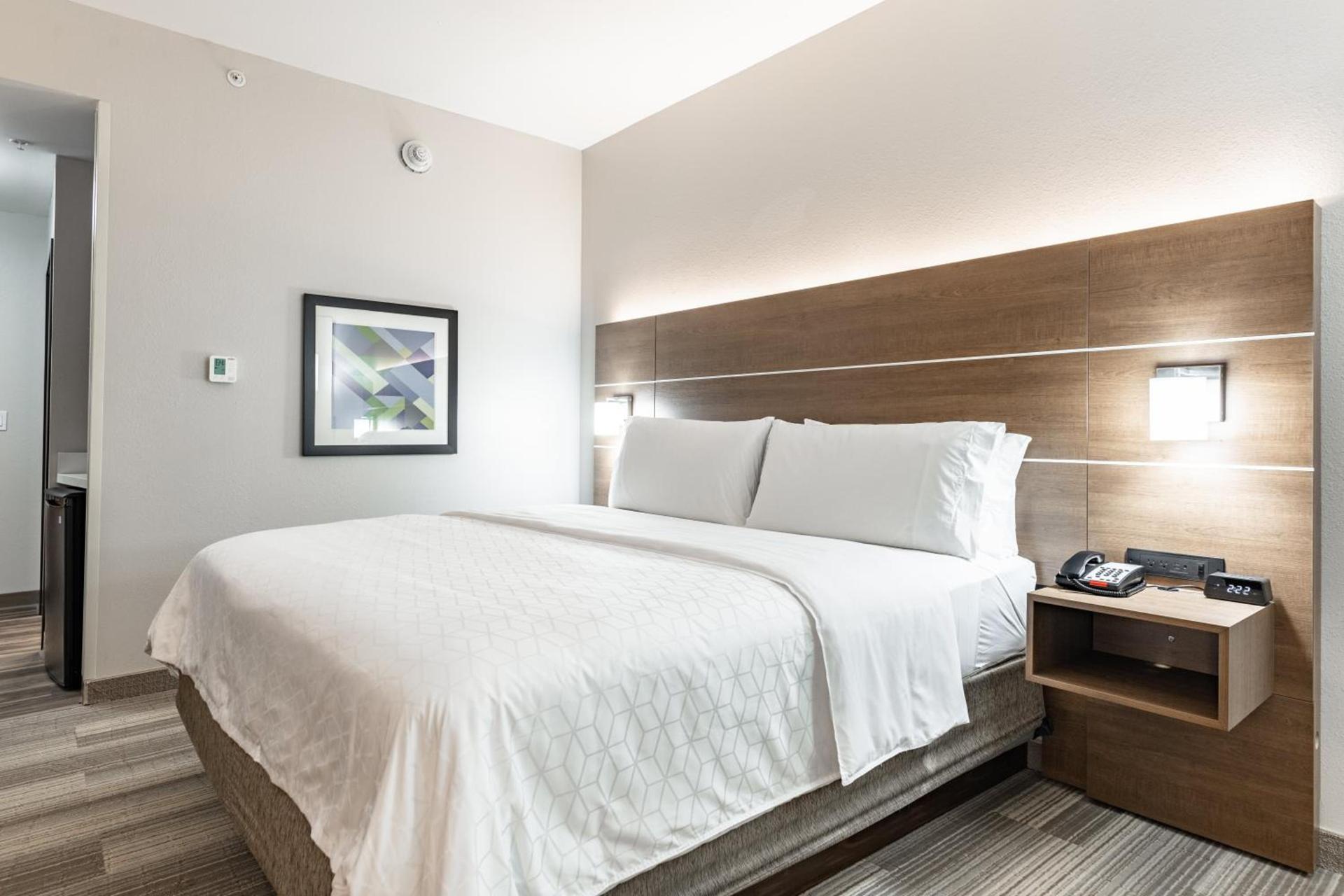 Holiday Inn Express & Suites - Moundsville by IHG photo 14