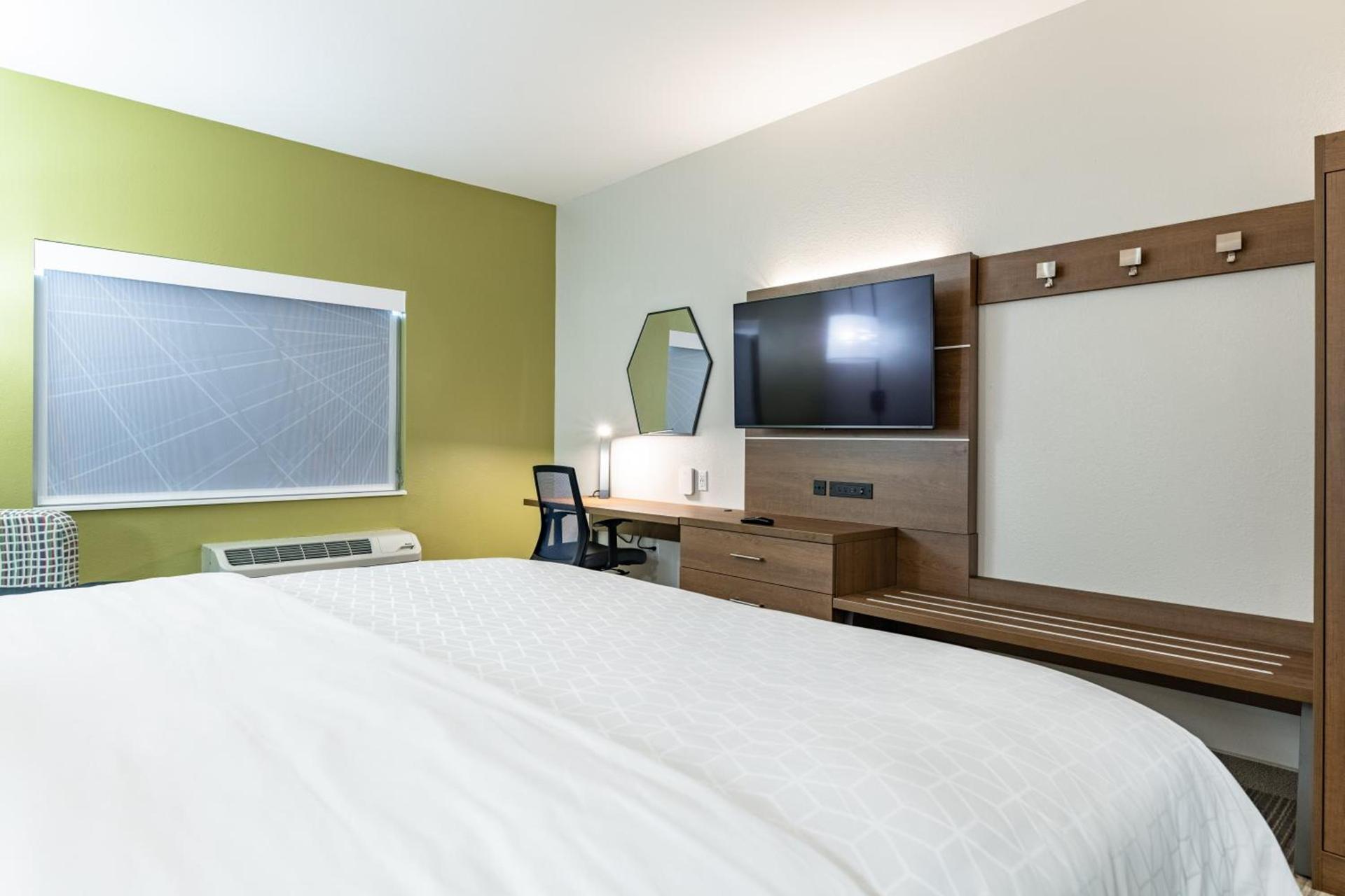 Holiday Inn Express & Suites - Moundsville by IHG photo 8