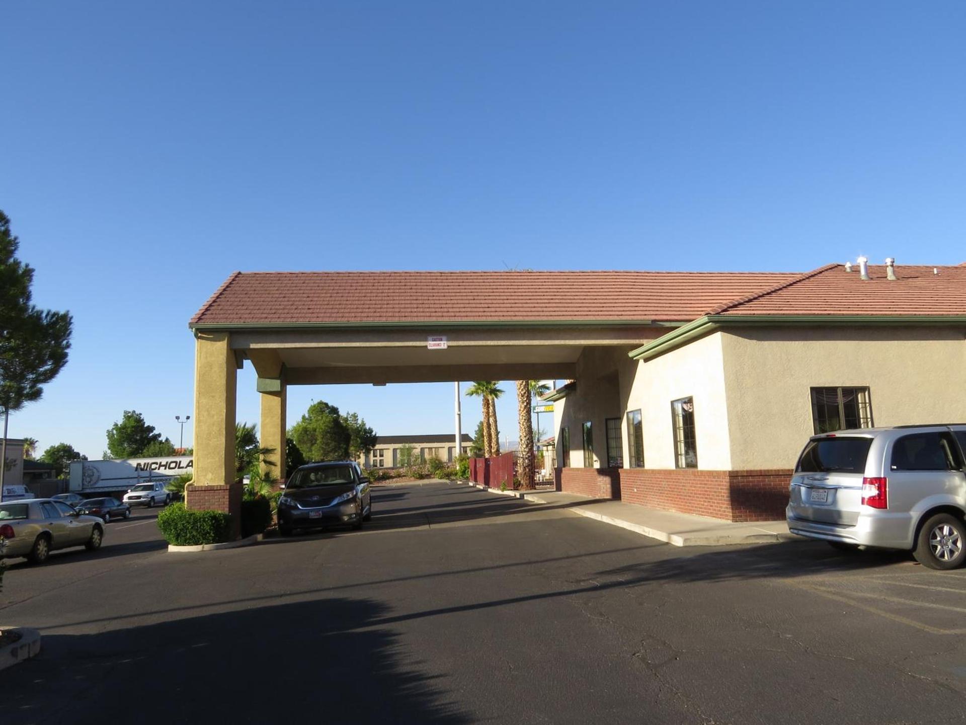 America's Best Inn & Suites Saint George photo 6
