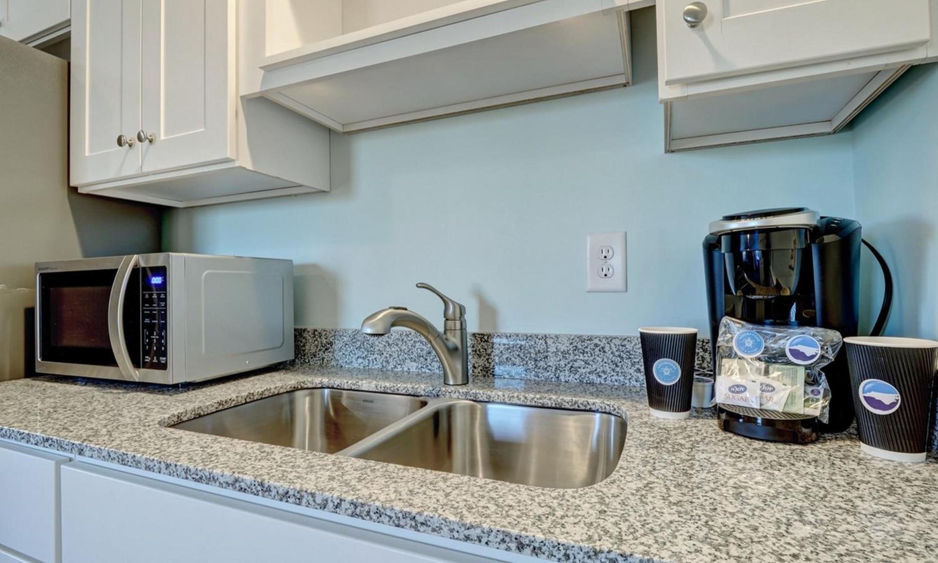 Loggerhead Inn and Suites photo 45