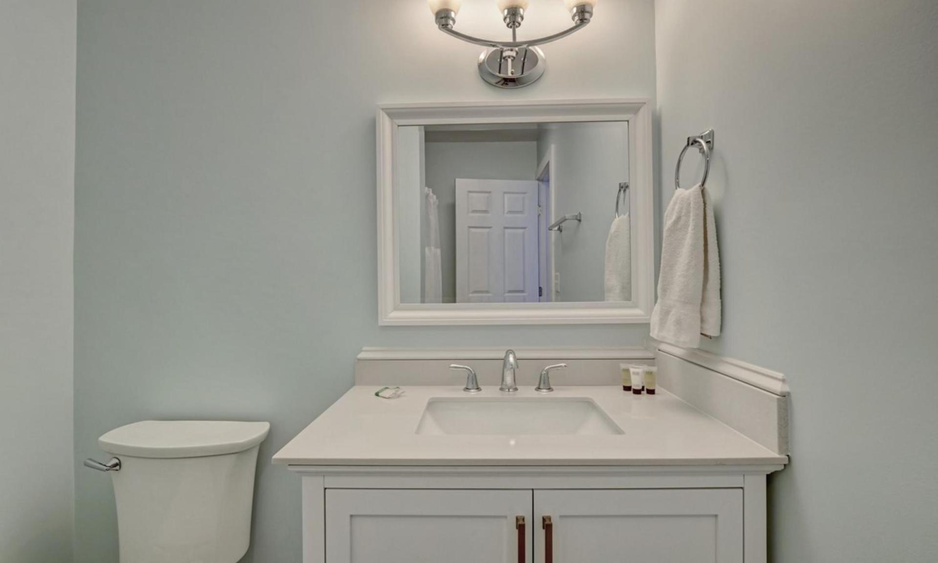Loggerhead Inn and Suites photo 48