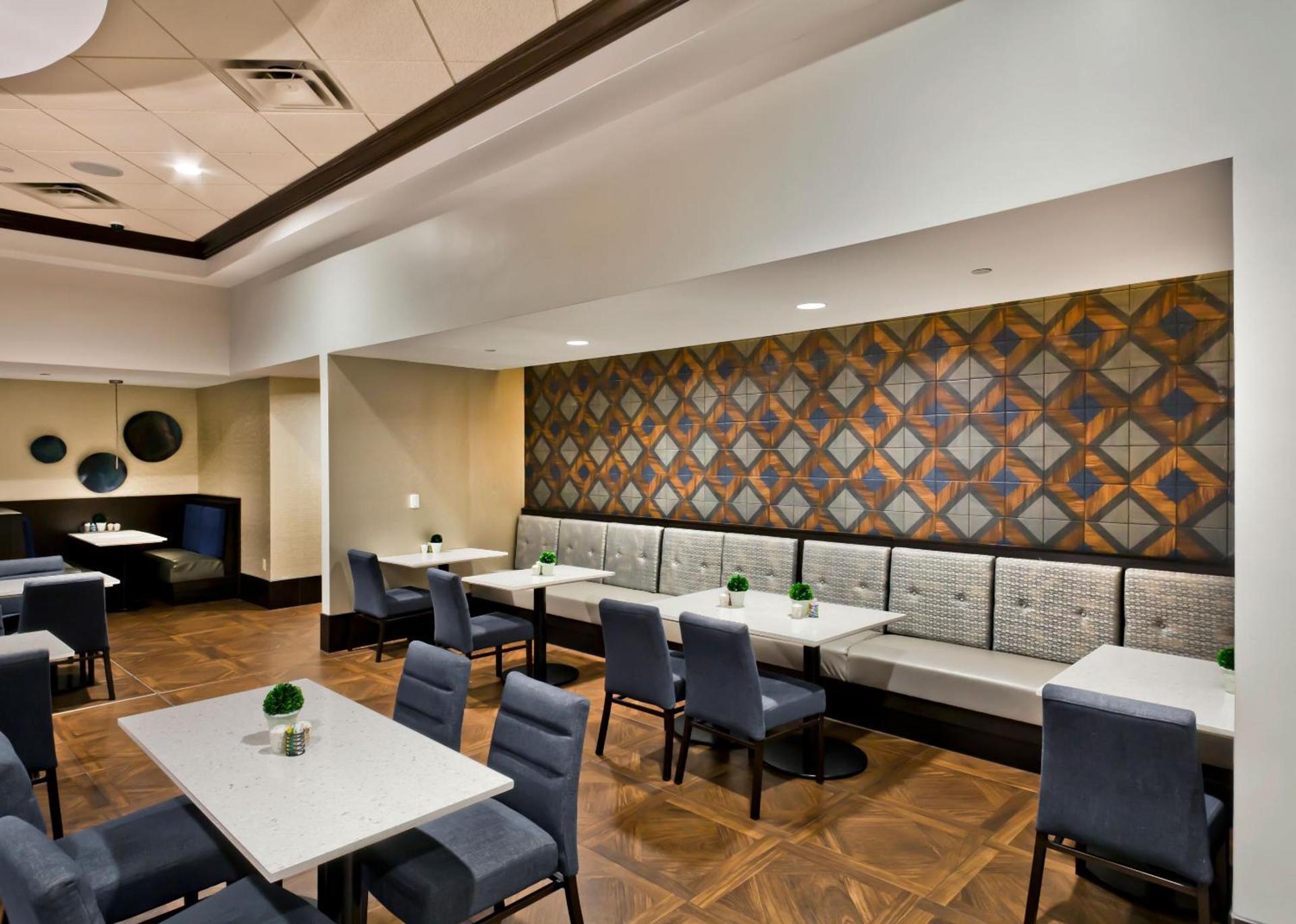 Riverside Casino & Golf Resort photo 15