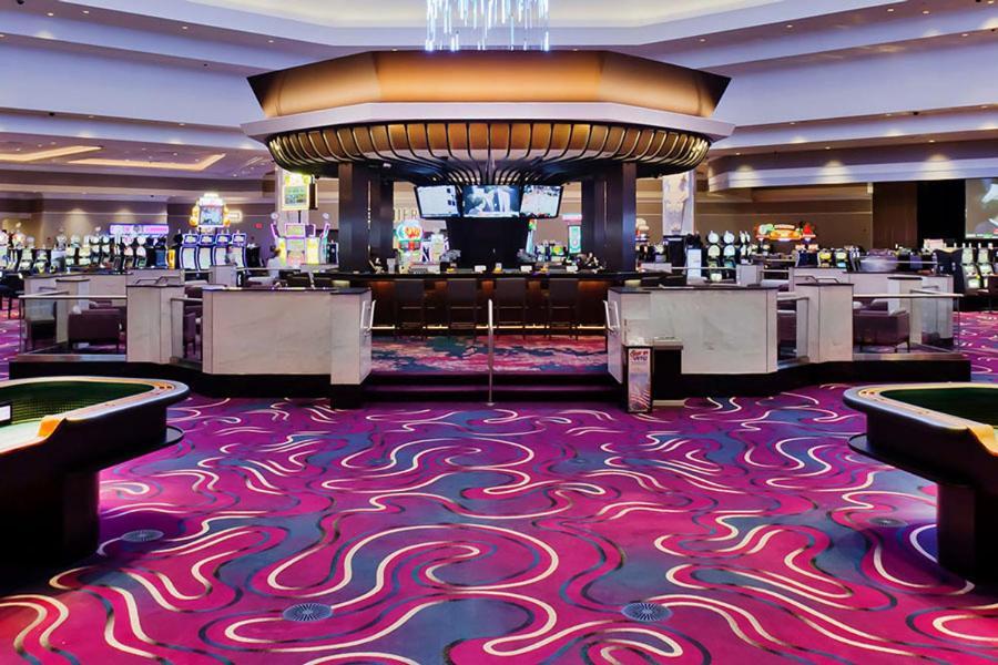 Riverside Casino & Golf Resort photo 21