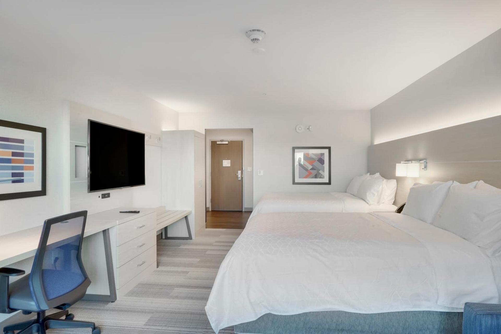 Holiday Inn Express & Suites - Lockport by IHG photo 5