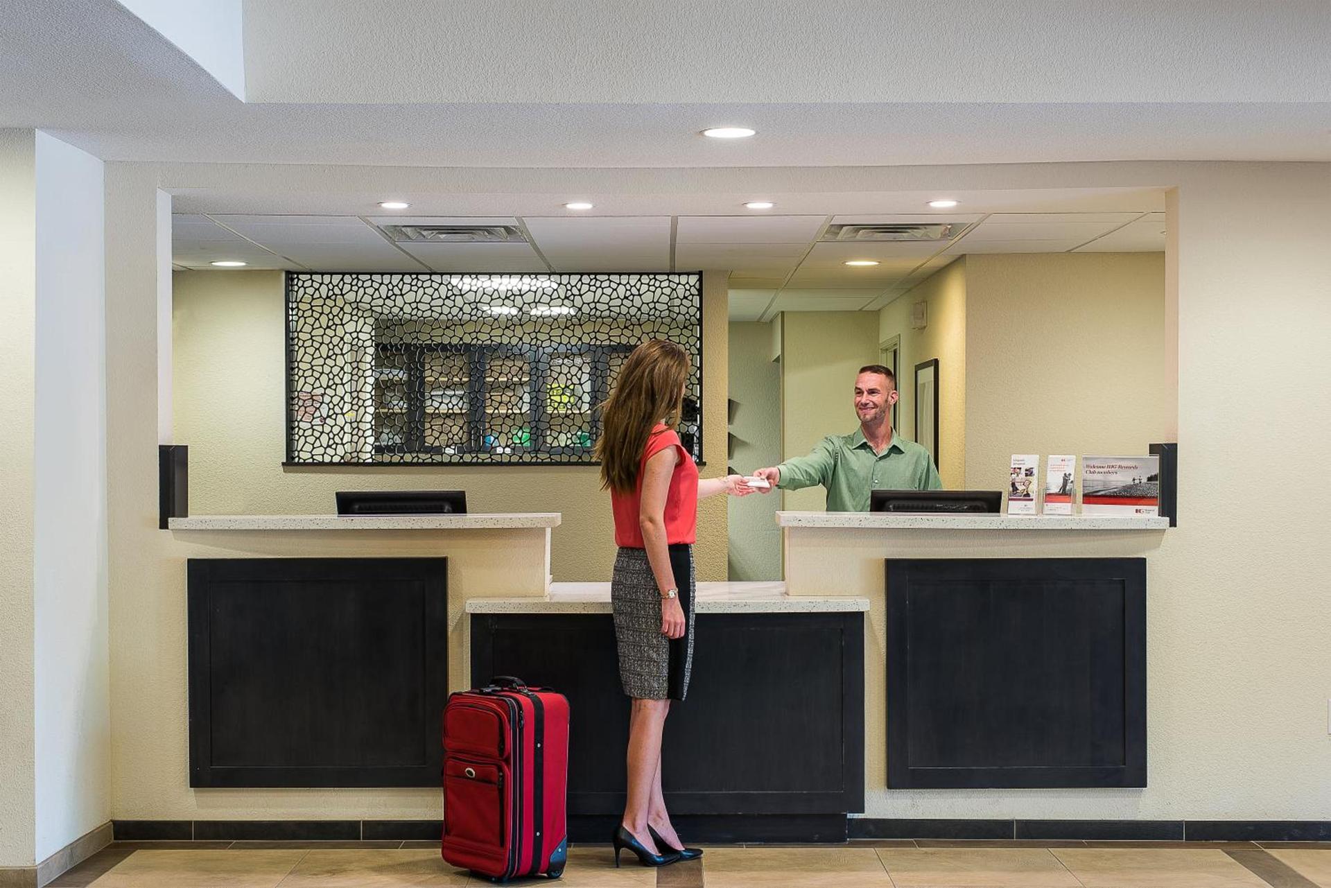 Candlewood Suites Bloomington by IHG photo 9