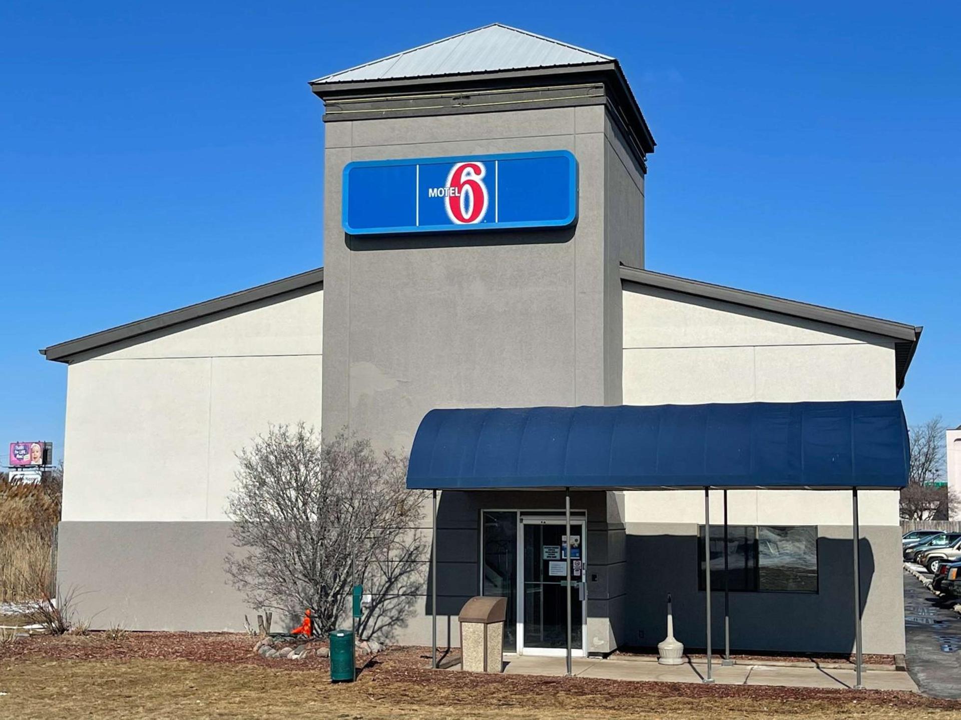 Motel 6-Green Bay, WI - Lambeau — hotel in Green Bay
