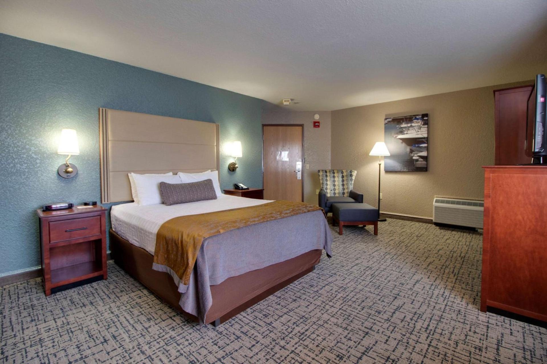 Best Western Harbour Pointe Lakefront photo 12