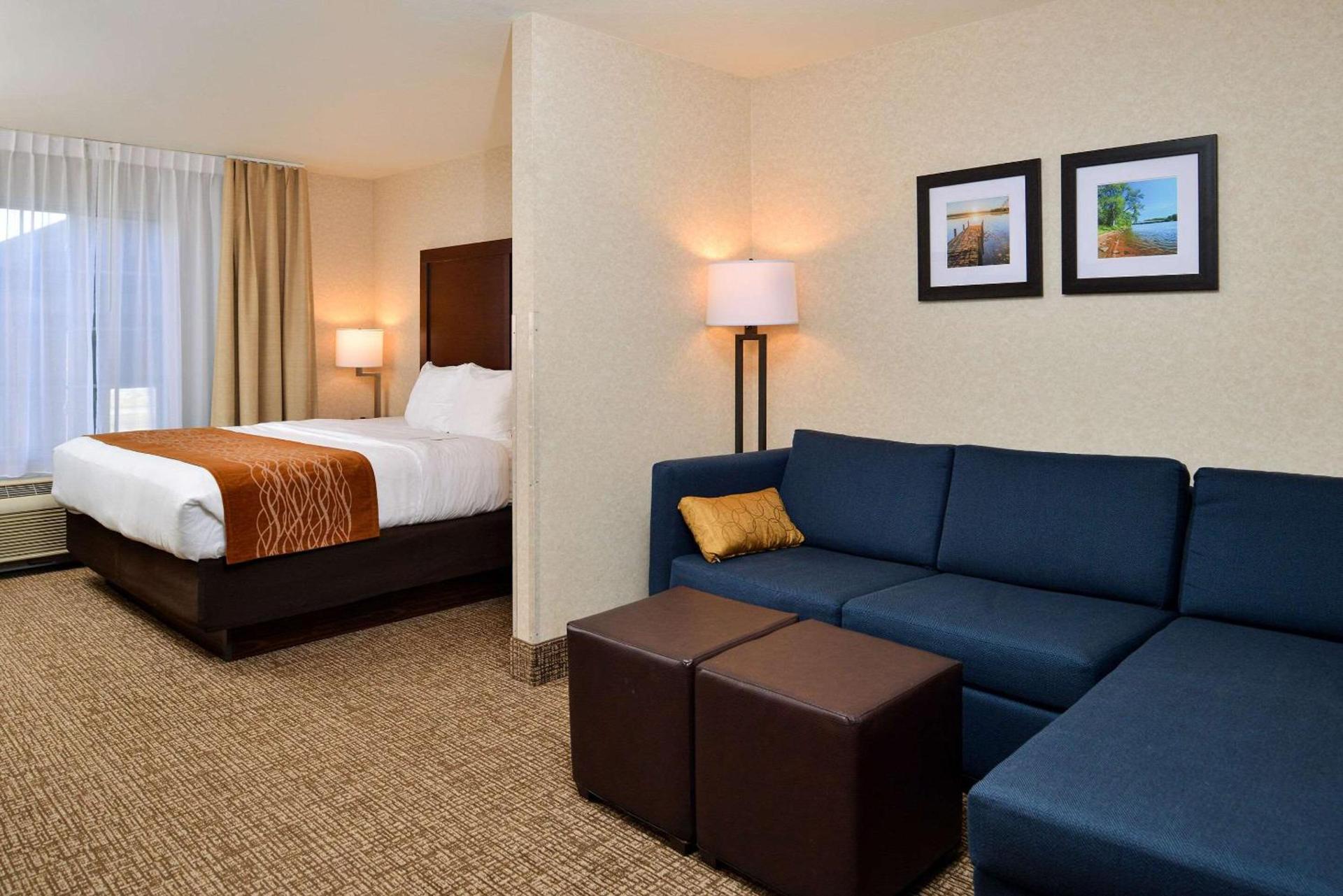 Comfort Inn & Suites Madison North photo 16