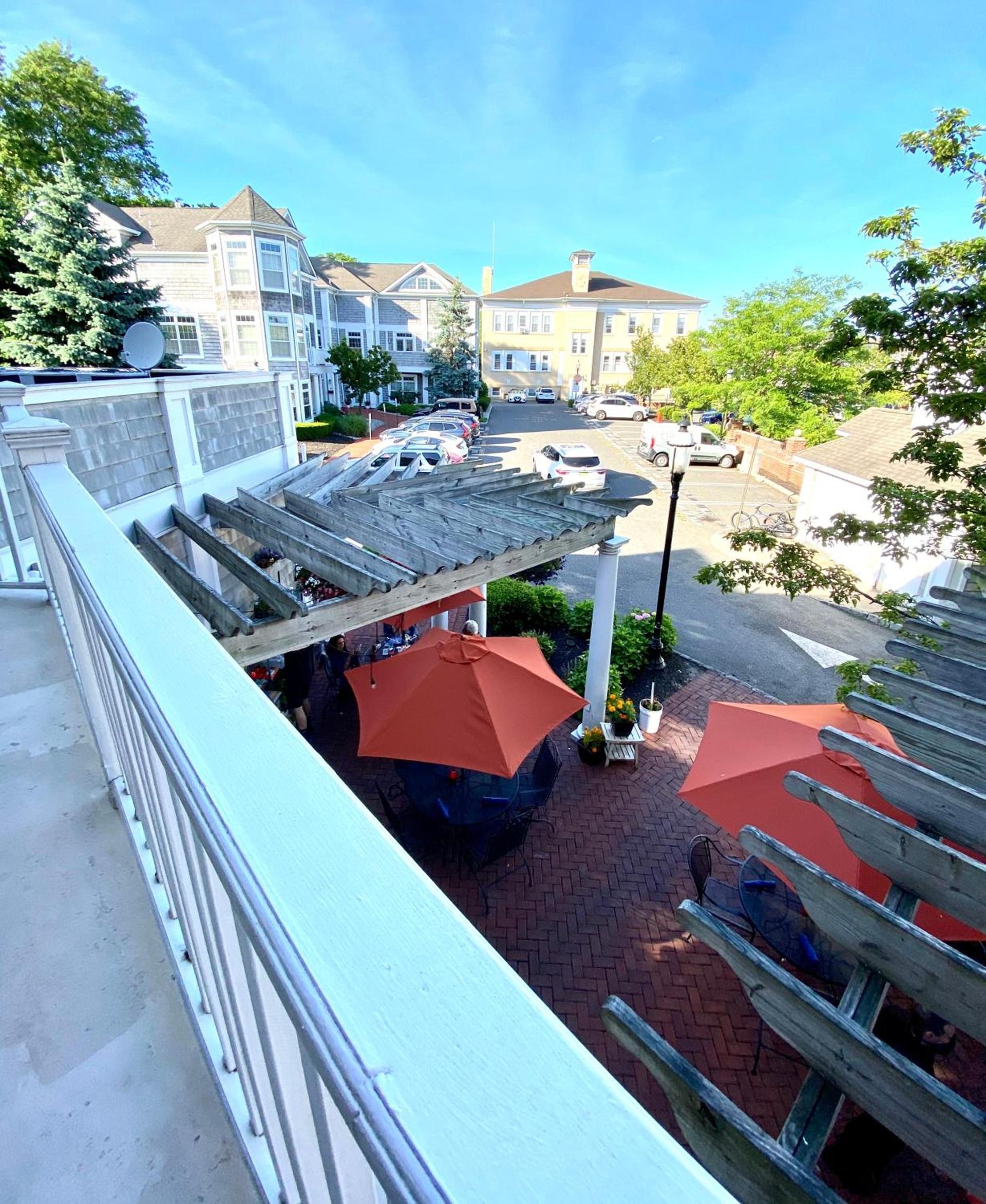 Inn on Main Hotel photo 40