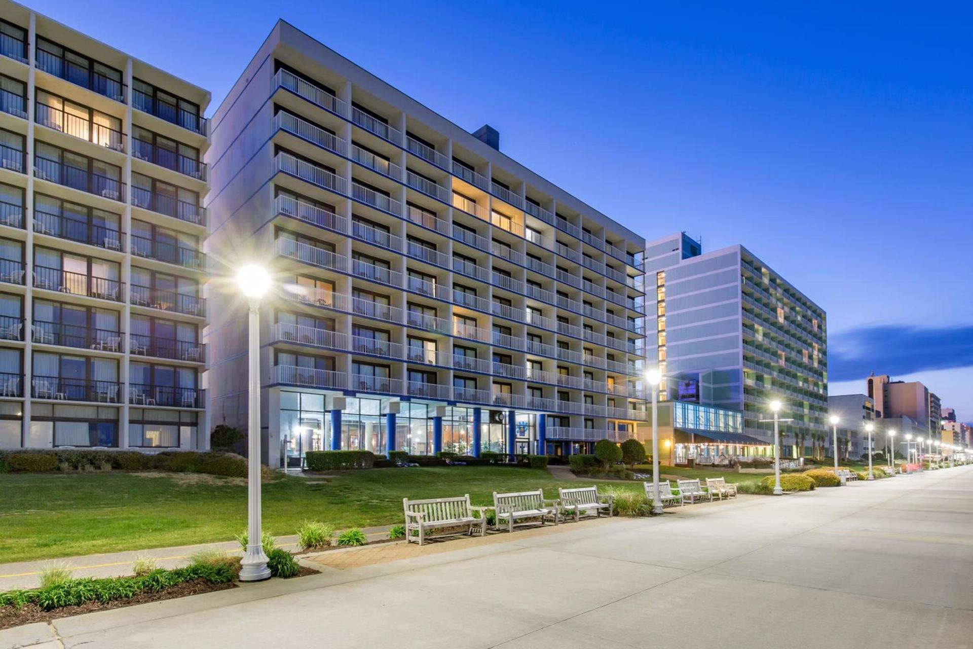 Coastal Hotel & Suites Virginia Beach - Oceanfront photo 5