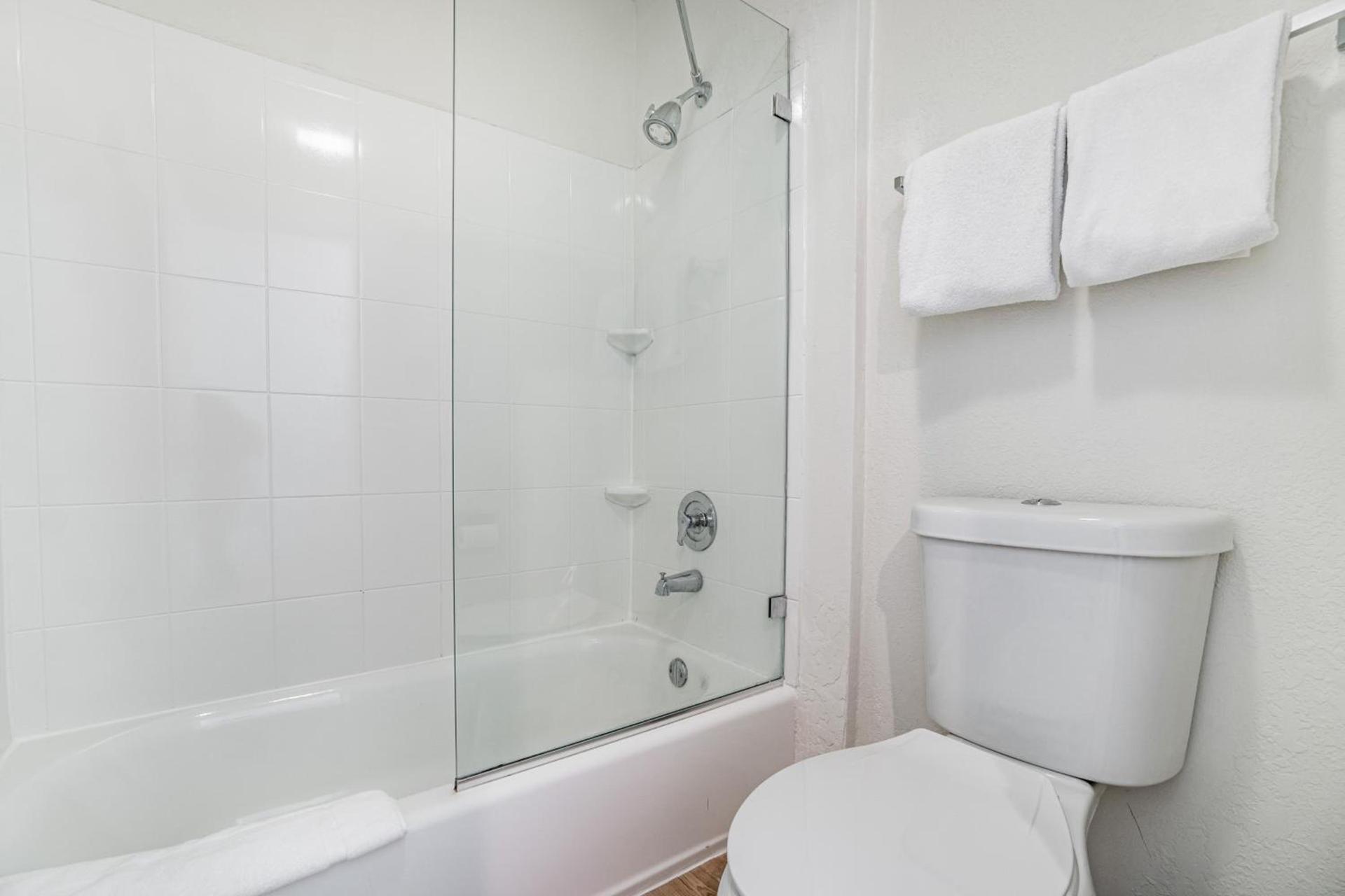 Doral Inn & Suites Miami Airport West photo 30
