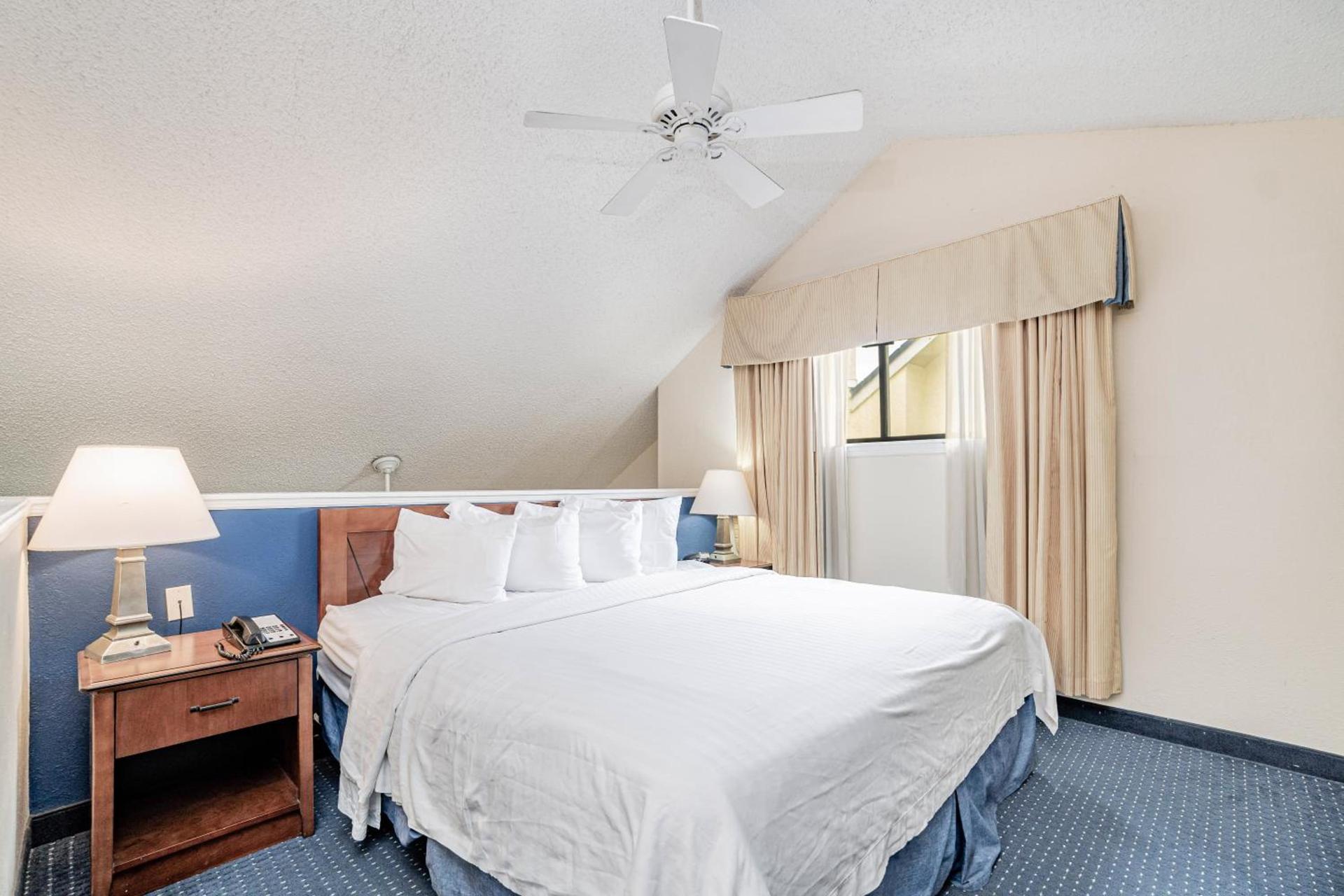 Doral Inn & Suites Miami Airport West photo 32