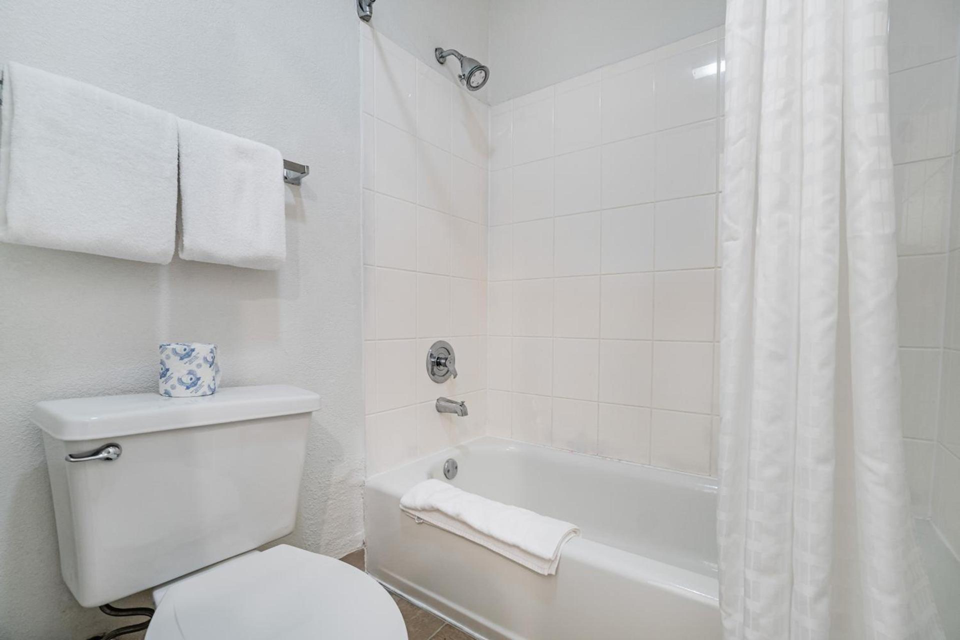 Doral Inn & Suites Miami Airport West photo 31