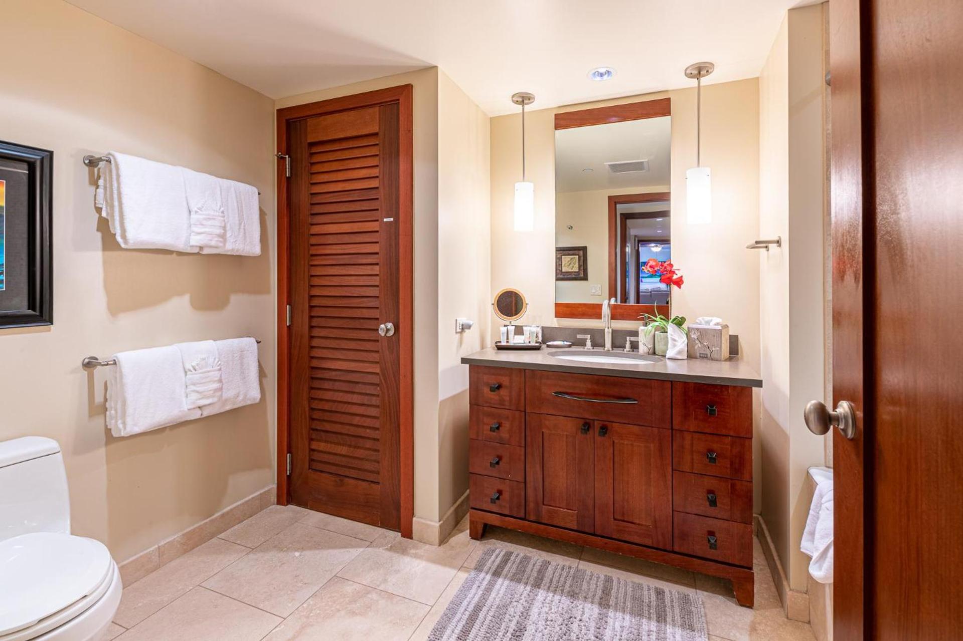 Luxurious Ocean View Beach Villa B-903 at Ko'Olina Beach Villas photo 25