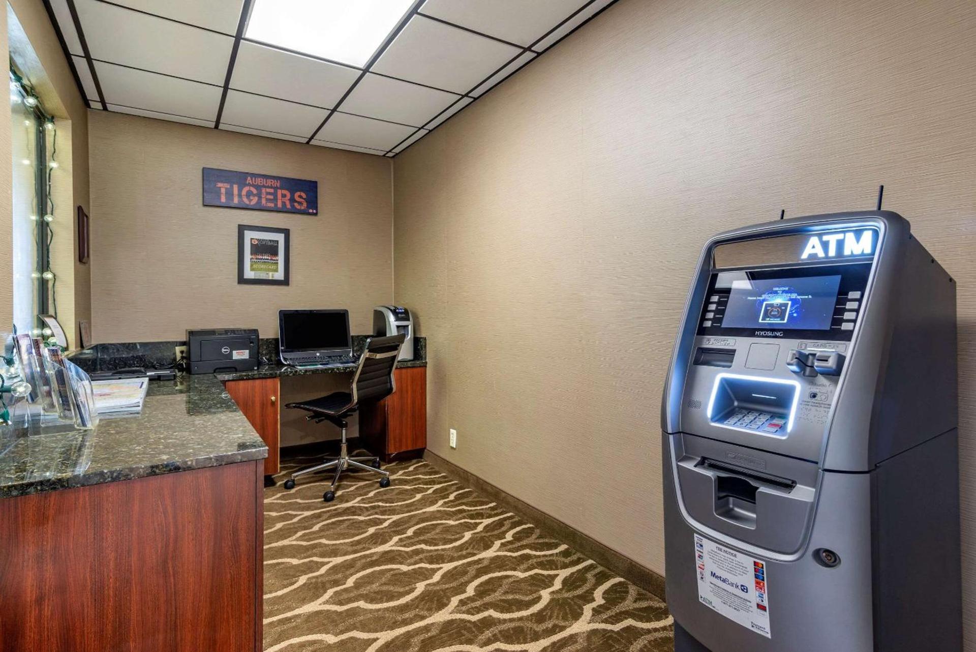 Comfort Inn Opelika - Auburn photo 27