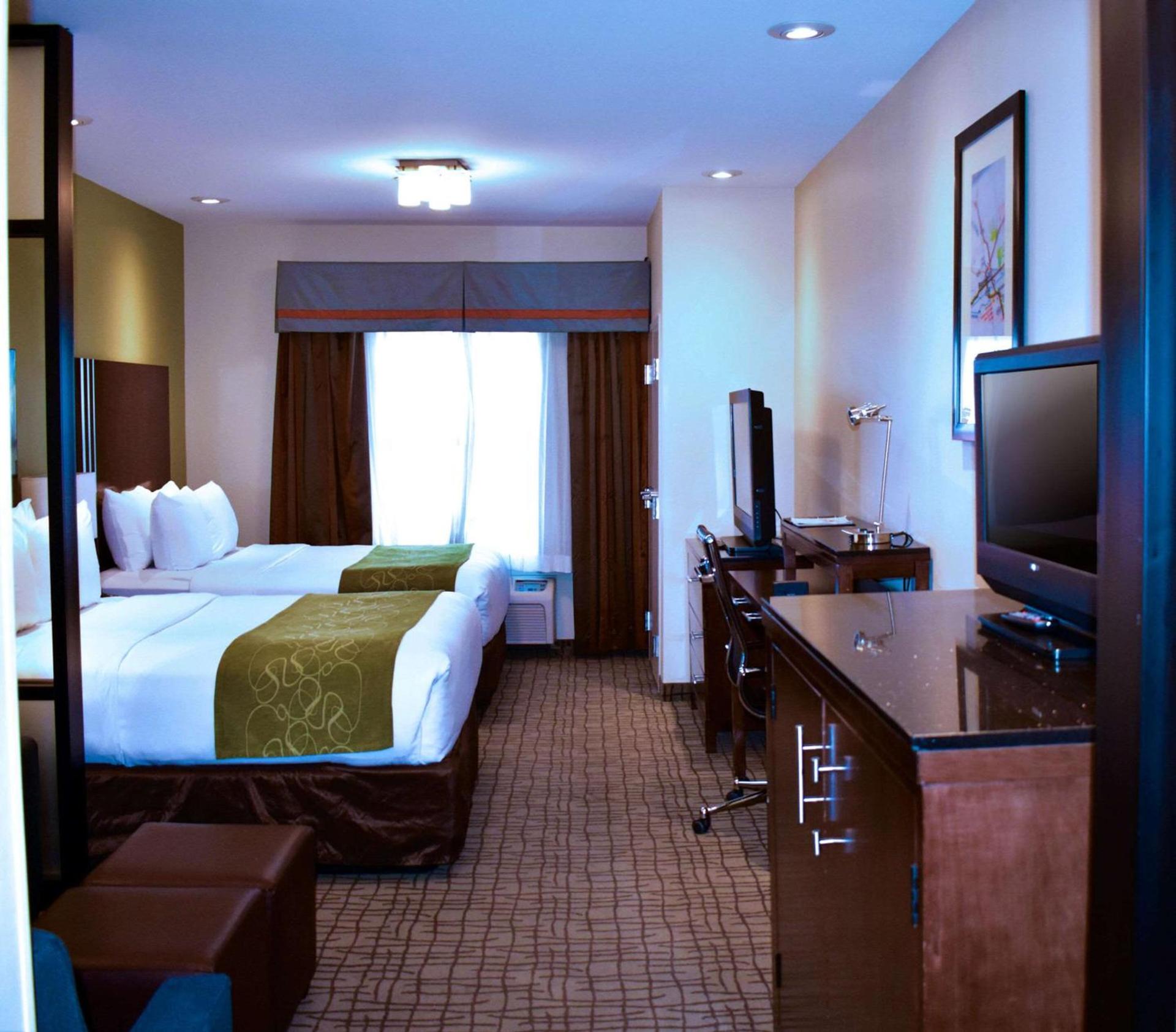 Comfort Suites Roswell North photo 15