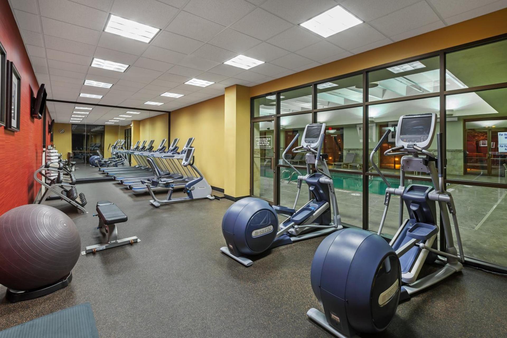 Holiday Inn Springdale-Fayetteville Area by IHG photo 25