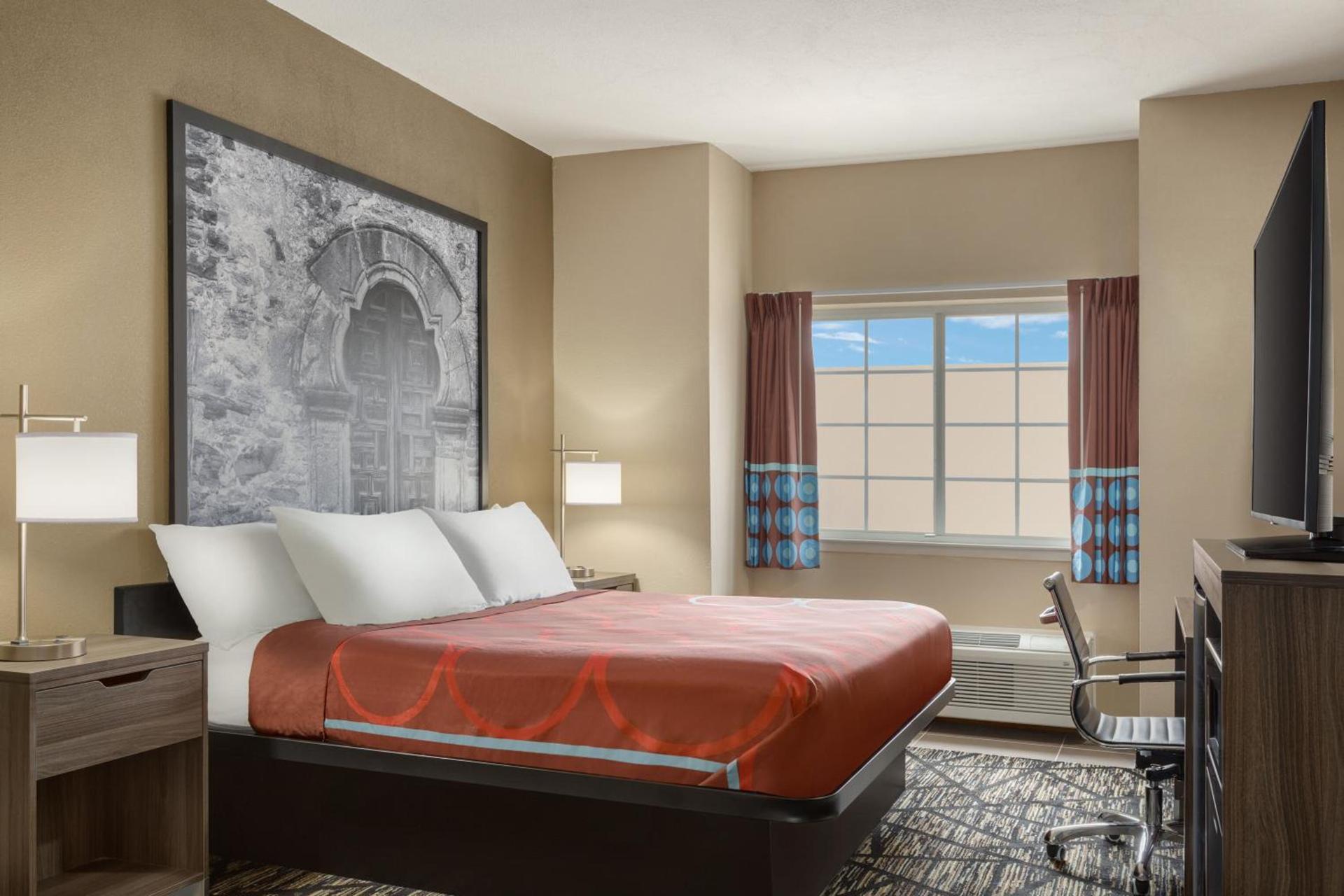 Super 8 by Wyndham San Antonio Airport North photo 26