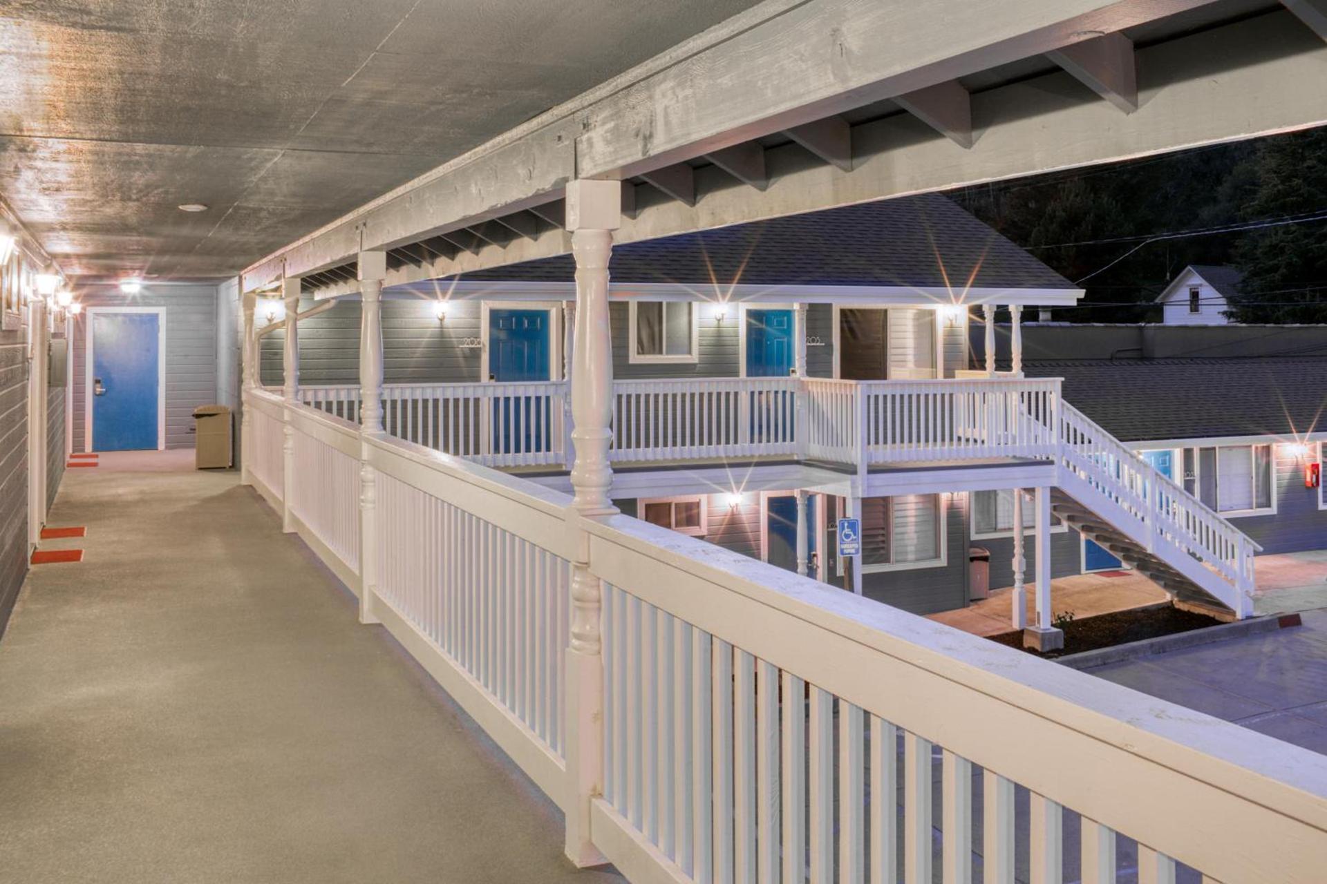 Creekside Inn Downtown photo 8