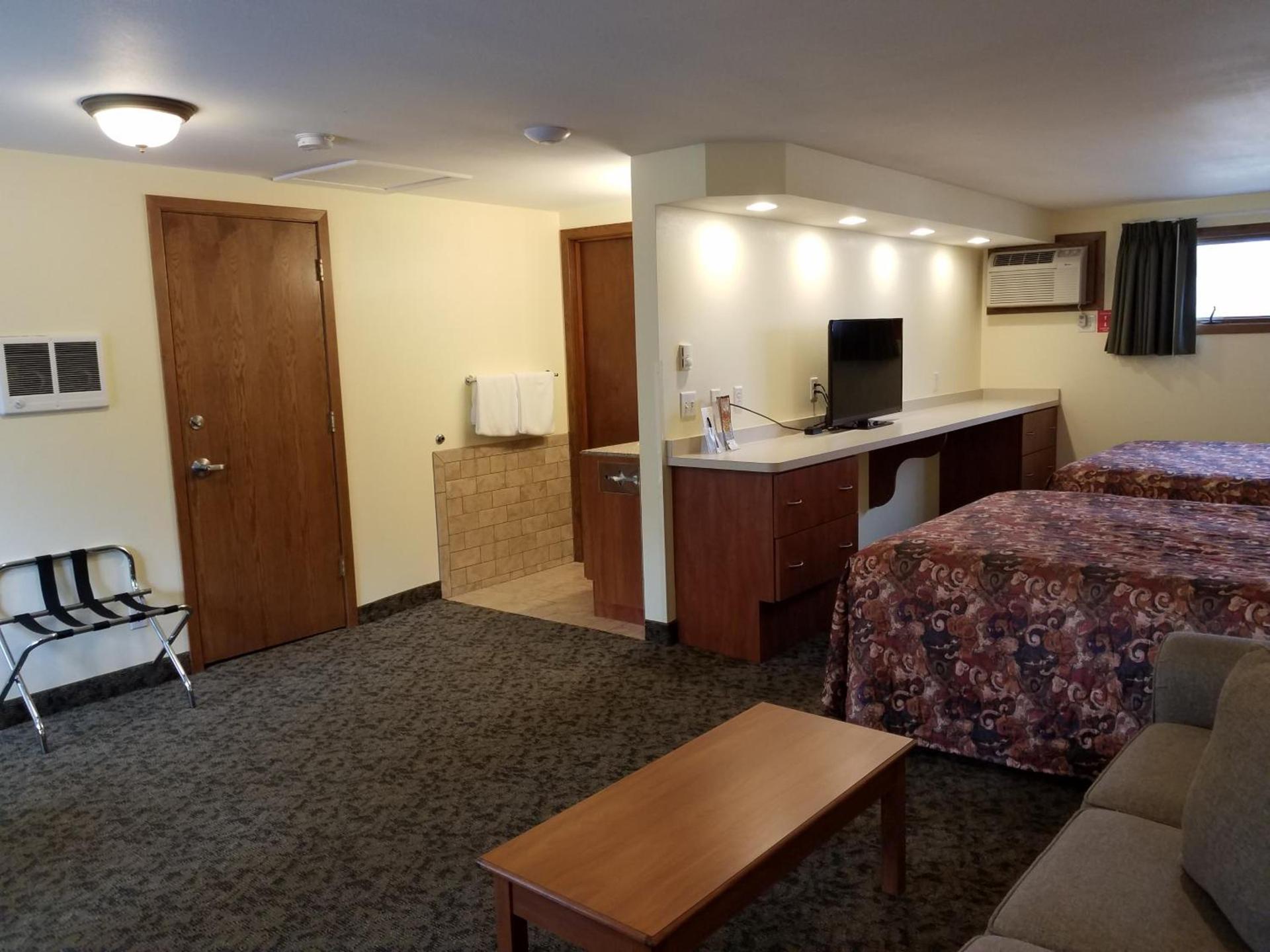 Black Hawk Motel & Suites photo 57
