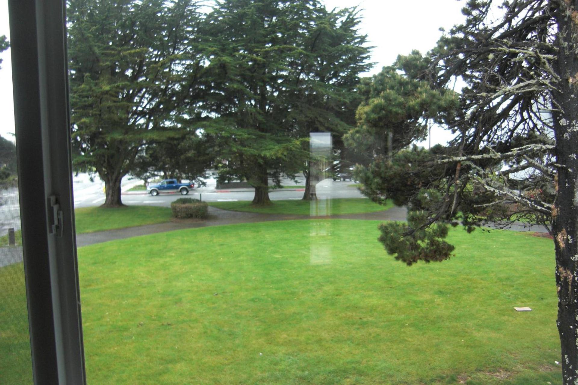 Front Street Inn photo 4