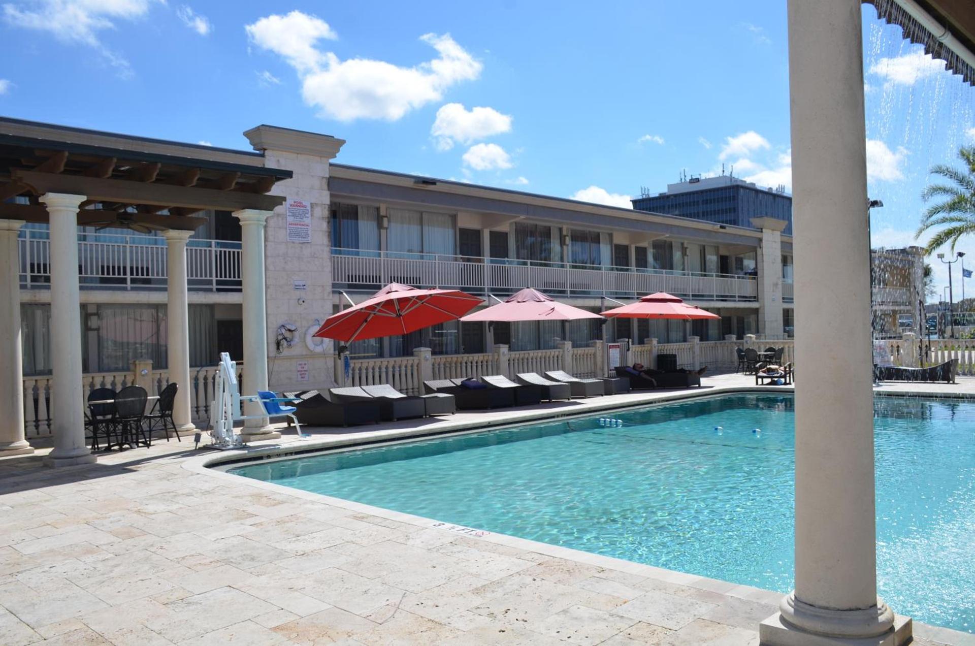 Quality Inn and Conference Center Tampa-Brandon photo 9