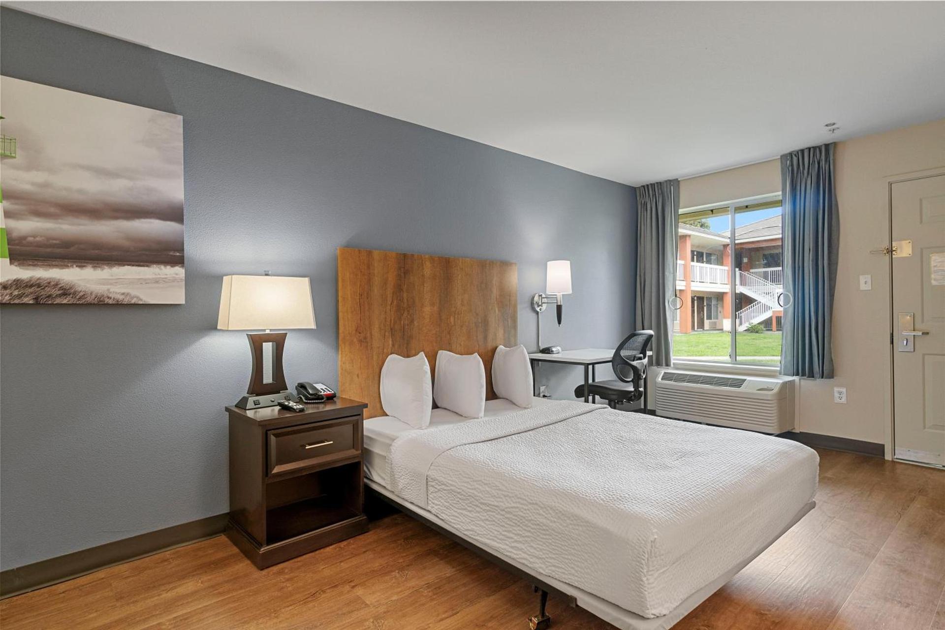 Extended Stay America Suites - San Francisco - San Mateo - SFO photo 55