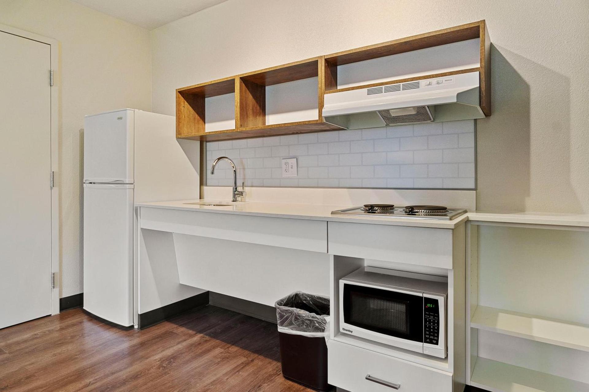 Extended Stay America Suites - San Francisco - San Mateo - SFO photo 59