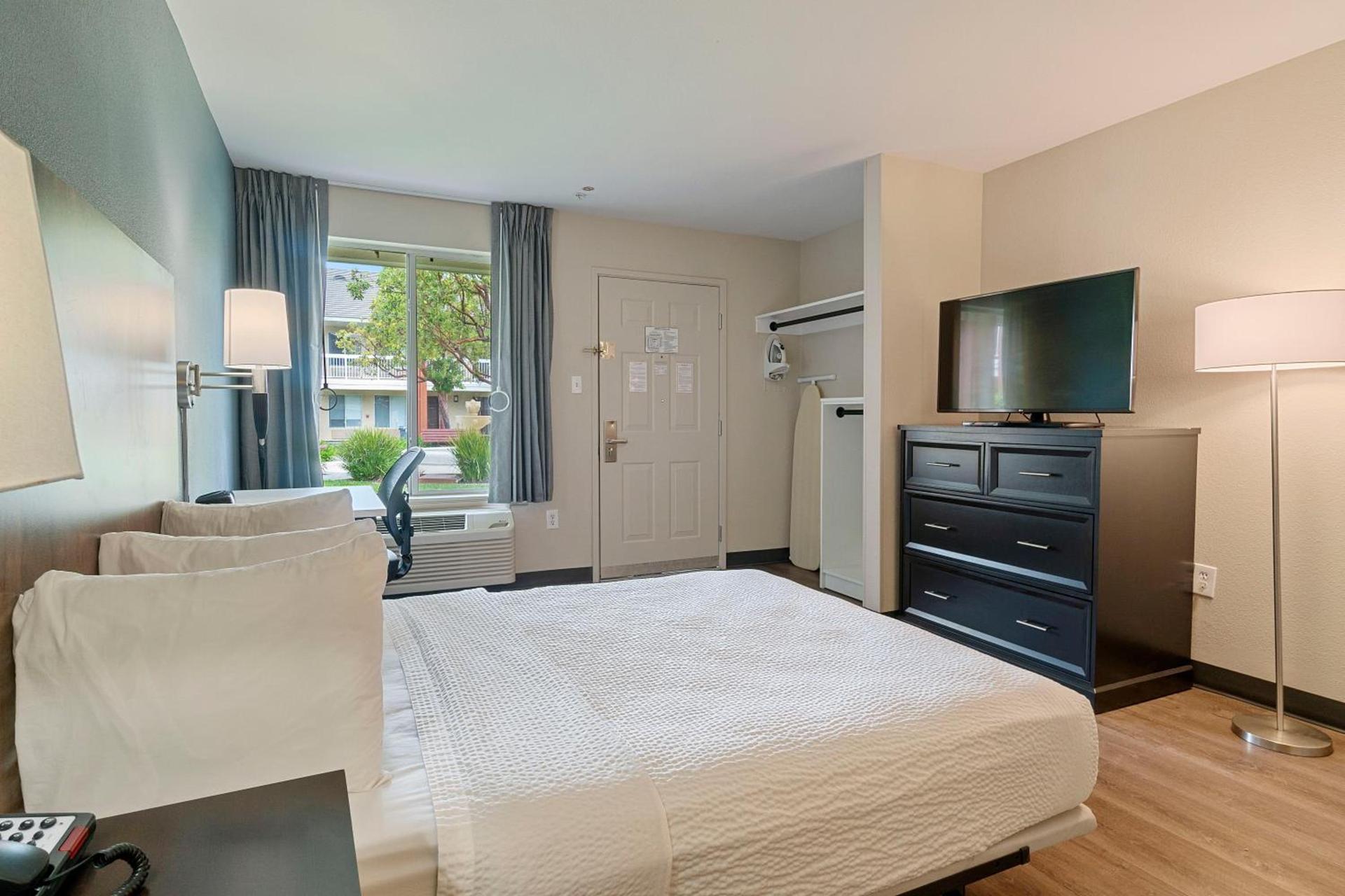 Extended Stay America Suites - San Francisco - San Mateo - SFO photo 58