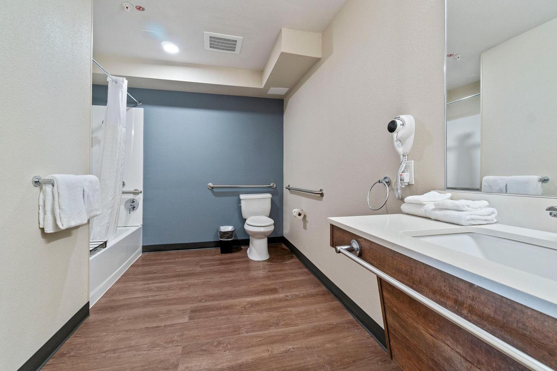 Extended Stay America Suites - San Francisco - San Mateo - SFO photo 56