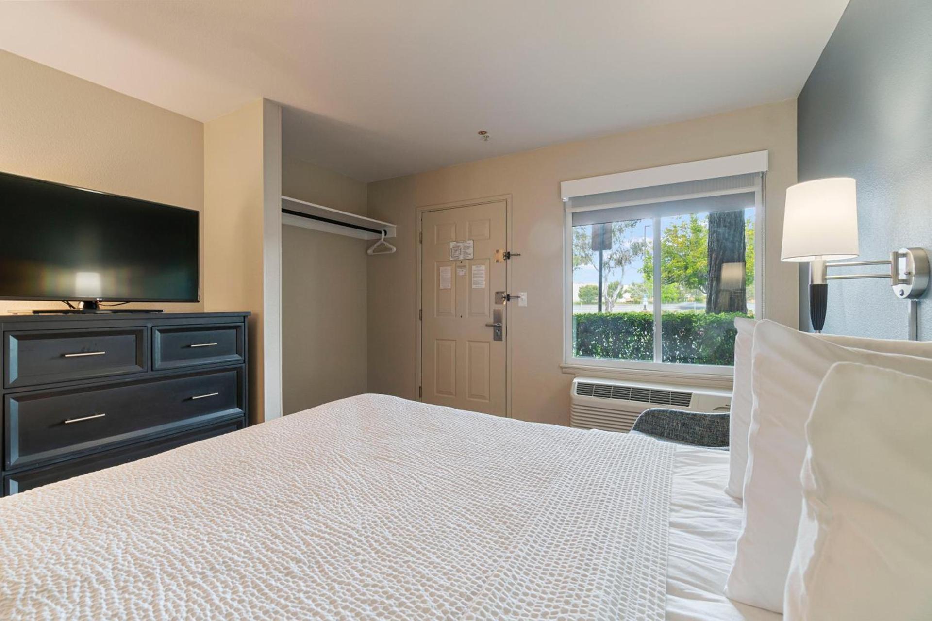 Extended Stay America Suites - San Francisco - San Mateo - SFO photo 66