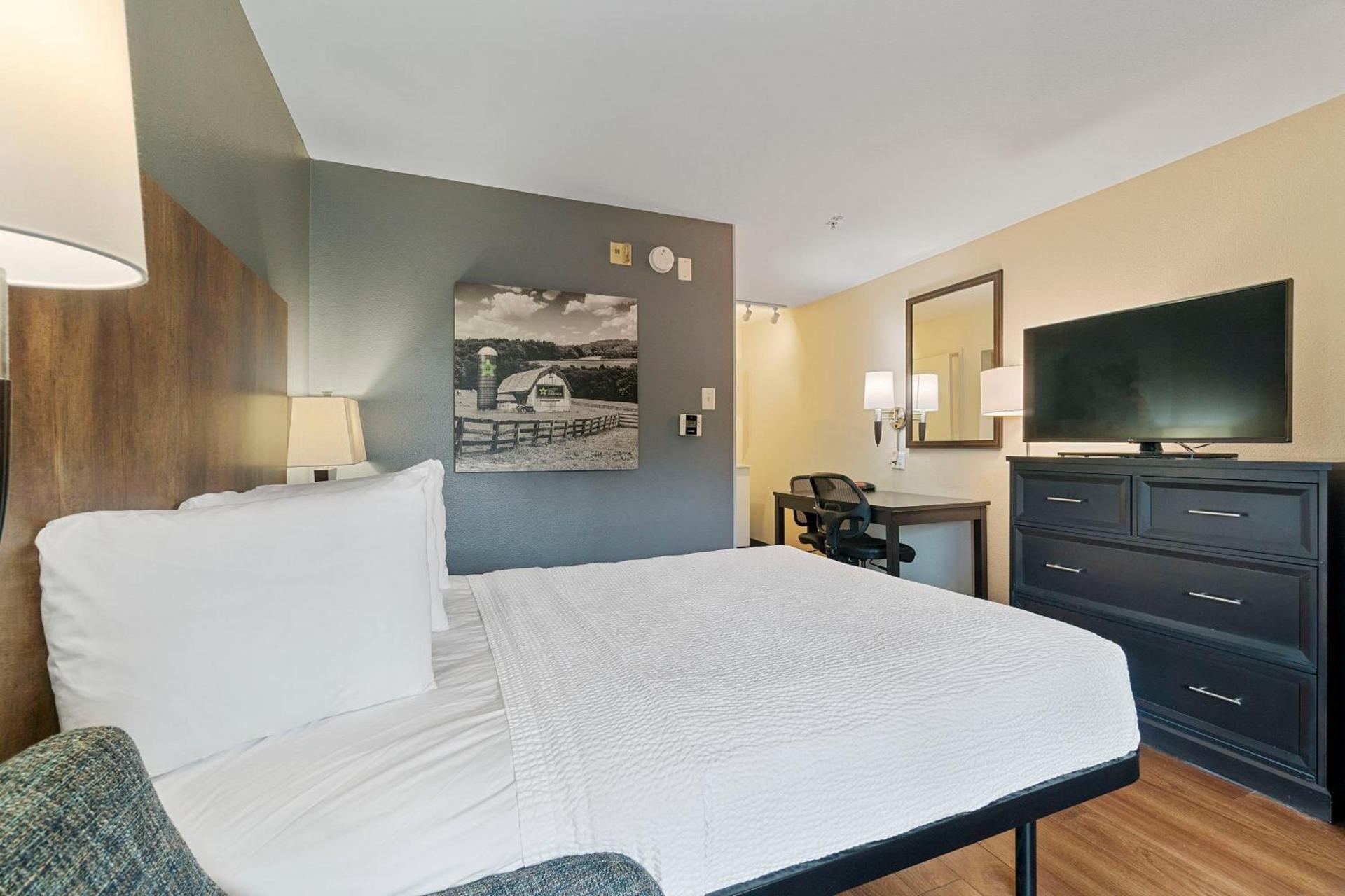 Extended Stay America Suites - San Francisco - San Mateo - SFO photo 63