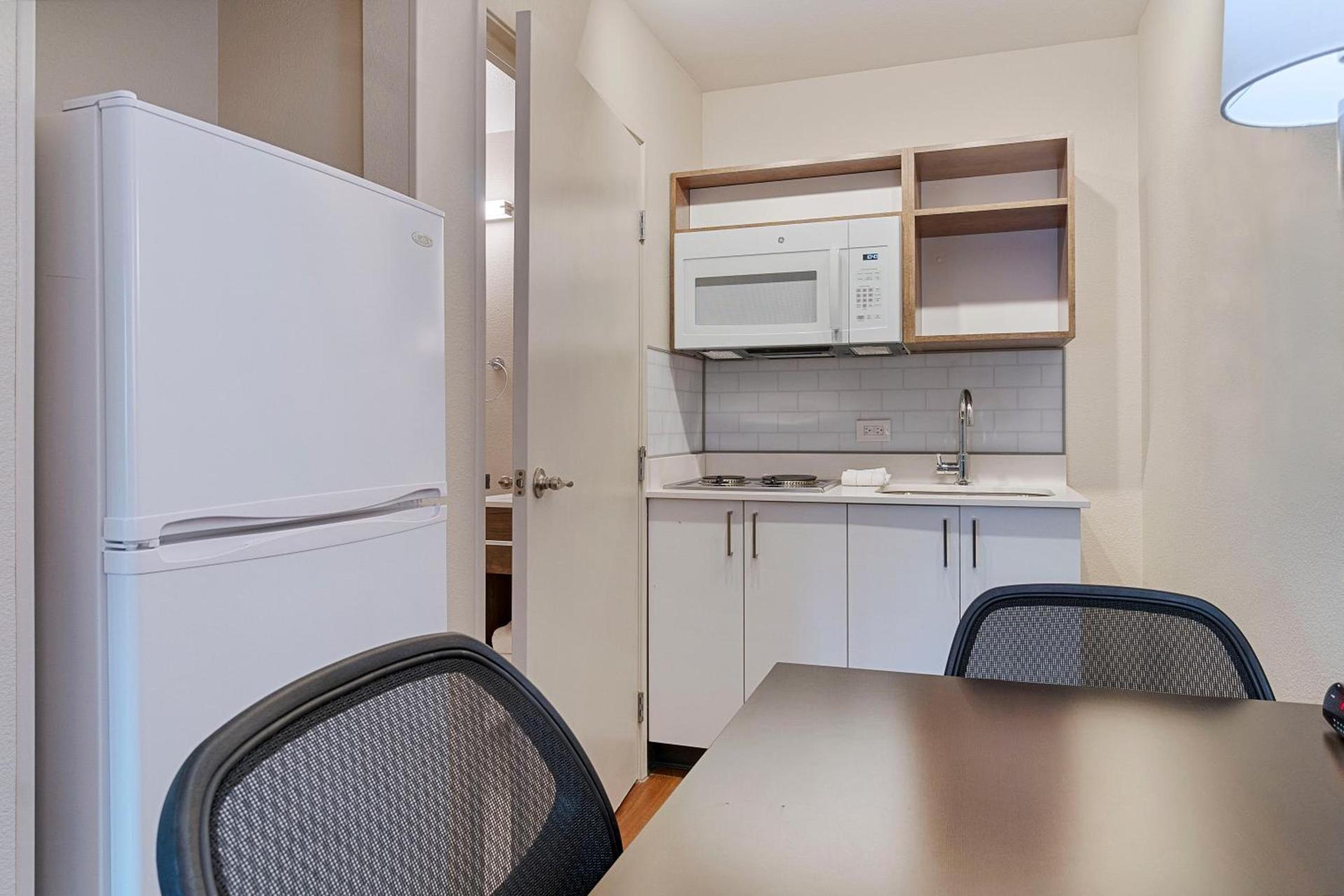 Extended Stay America Suites - San Francisco - San Mateo - SFO photo 69