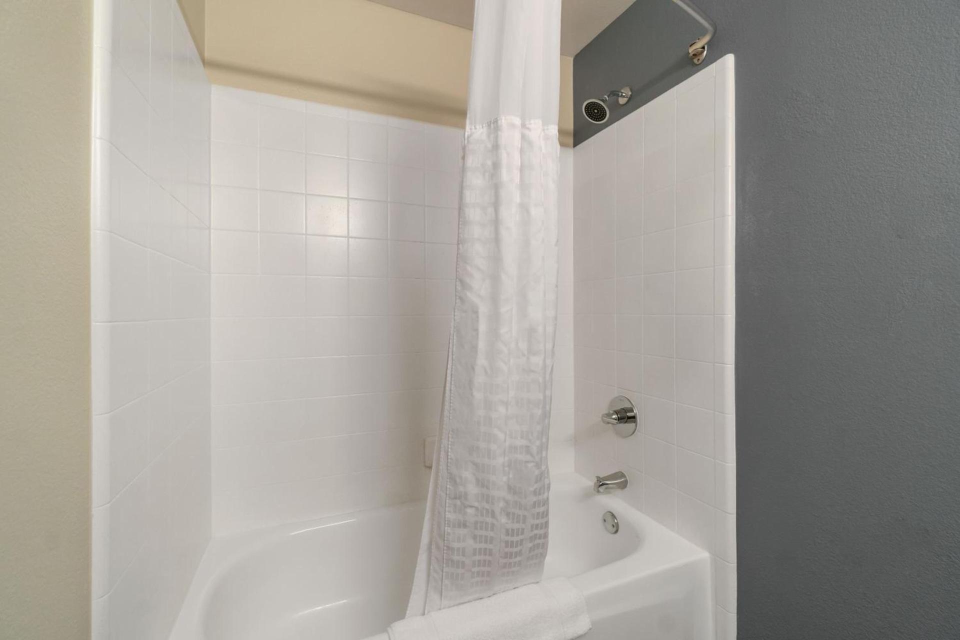 Extended Stay America Suites - San Francisco - San Mateo - SFO photo 71