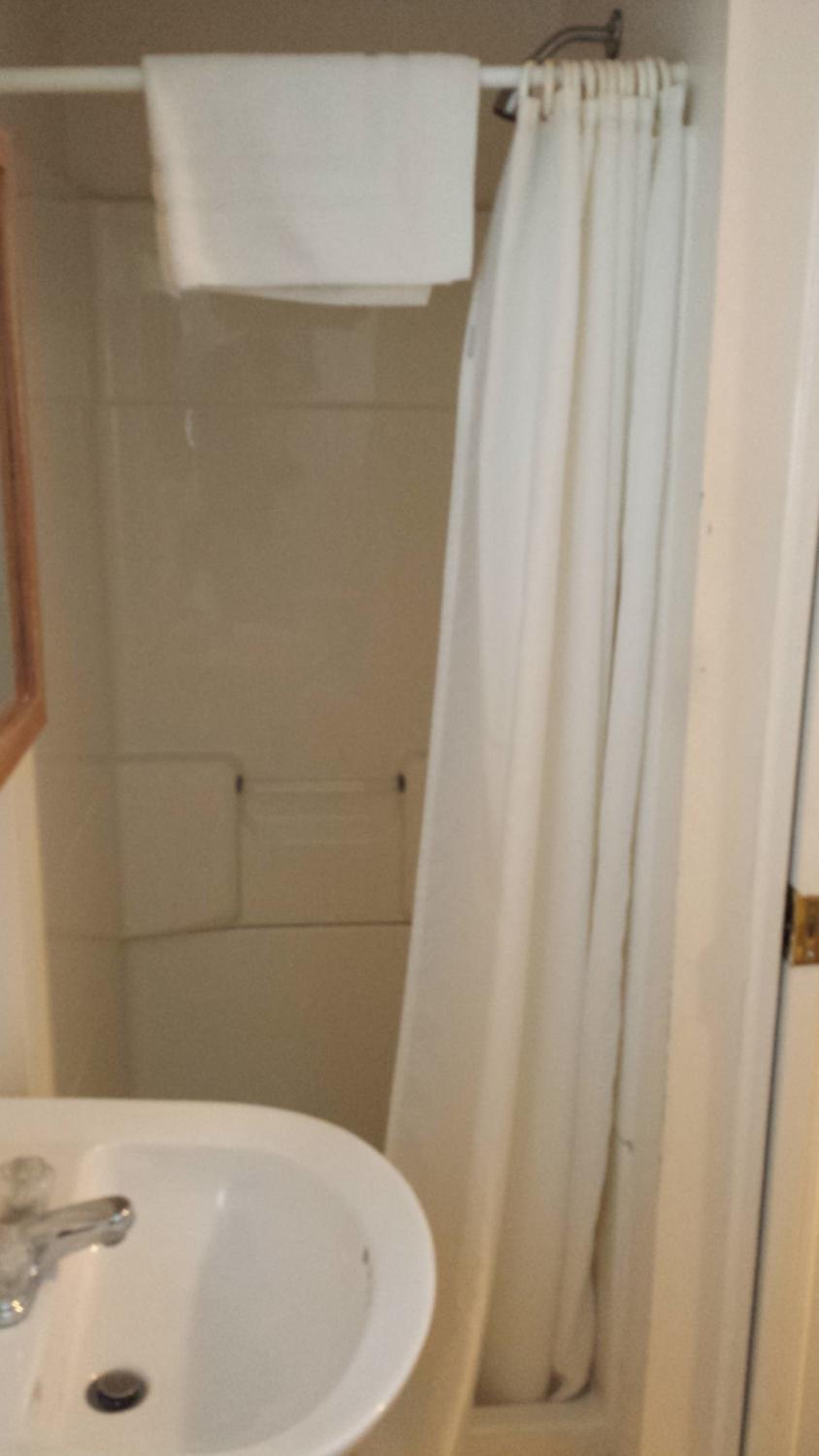 Relax Inn photo 23