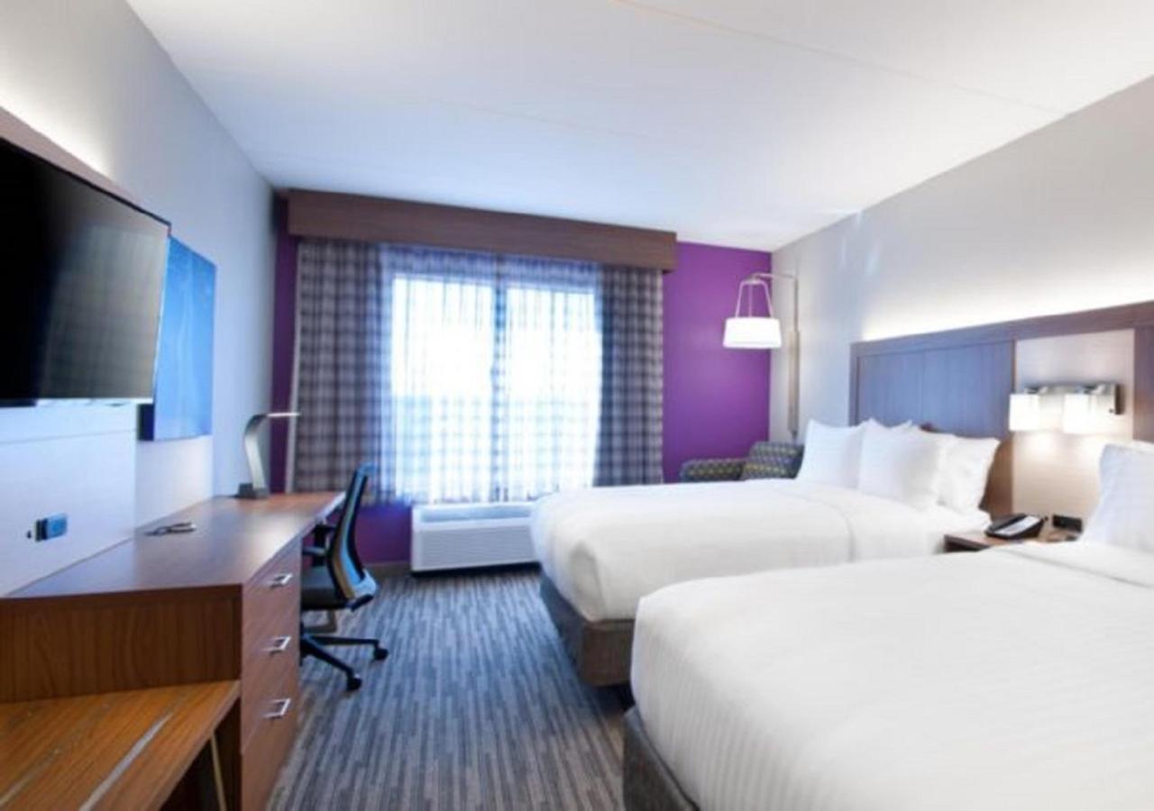 Holiday Inn Express Quantico - Stafford by IHG photo 2