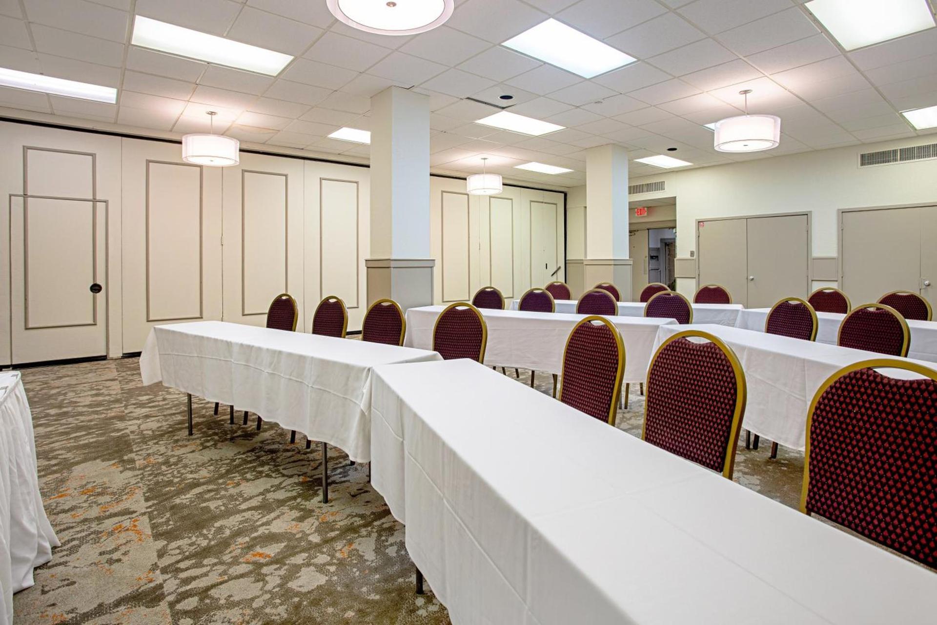 Red Roof Inn PLUS+ Wichita East photo 50