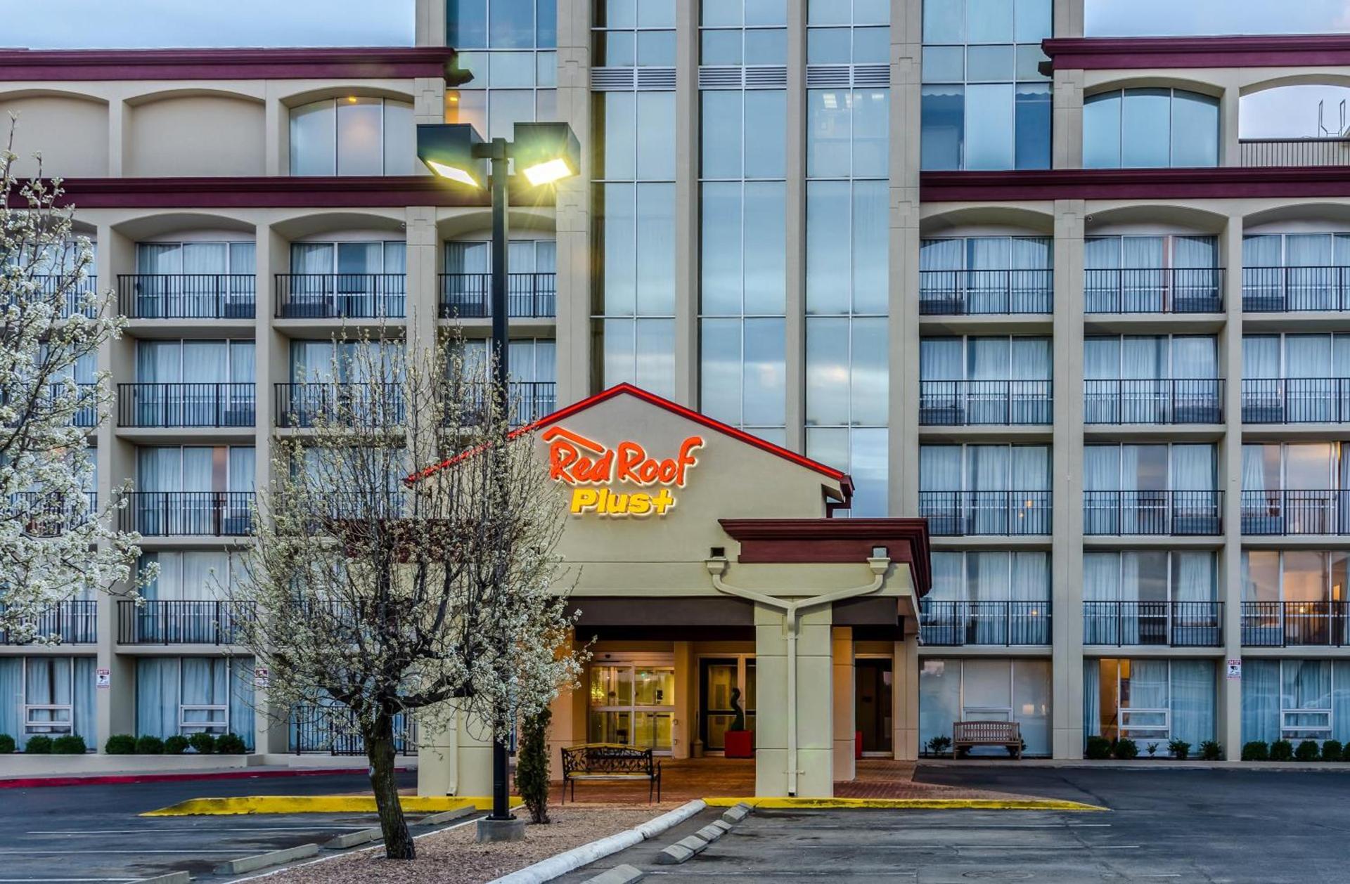 Red Roof Inn PLUS+ Wichita East photo 41