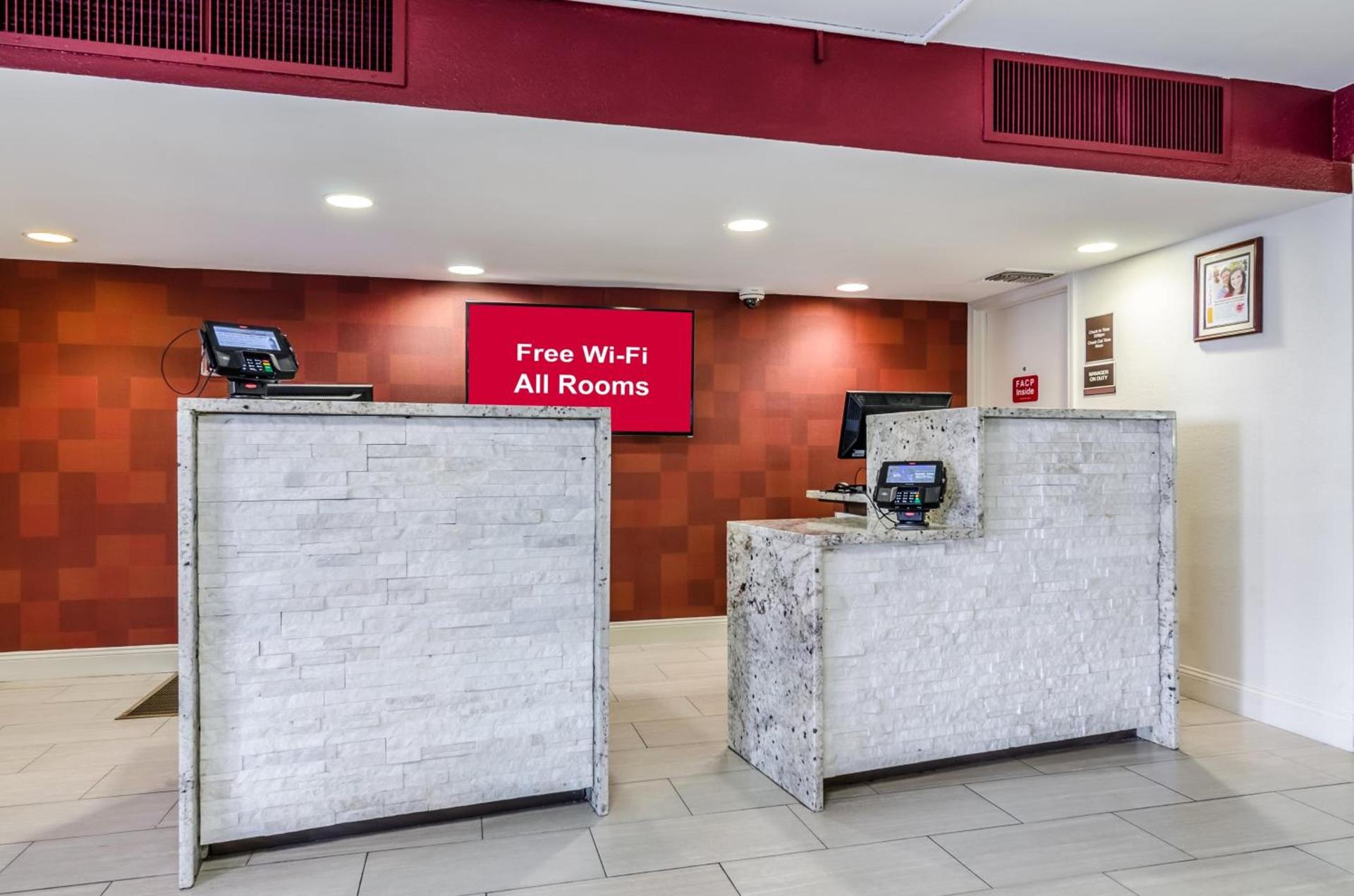 Red Roof Inn PLUS+ Wichita East photo 42