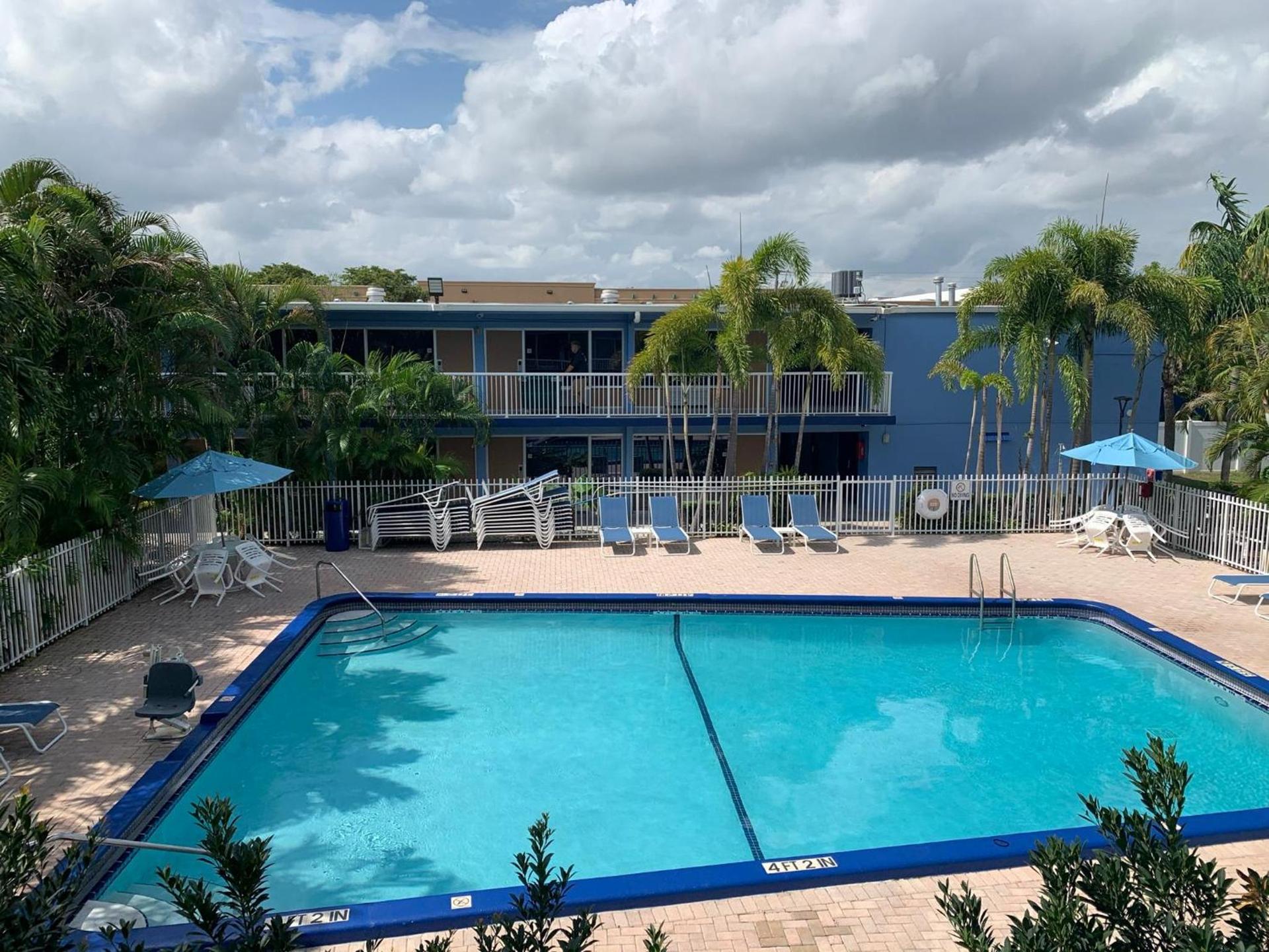 Rodeway Inn & Suites Fort Lauderdale Airport & Cruise Port photo 92