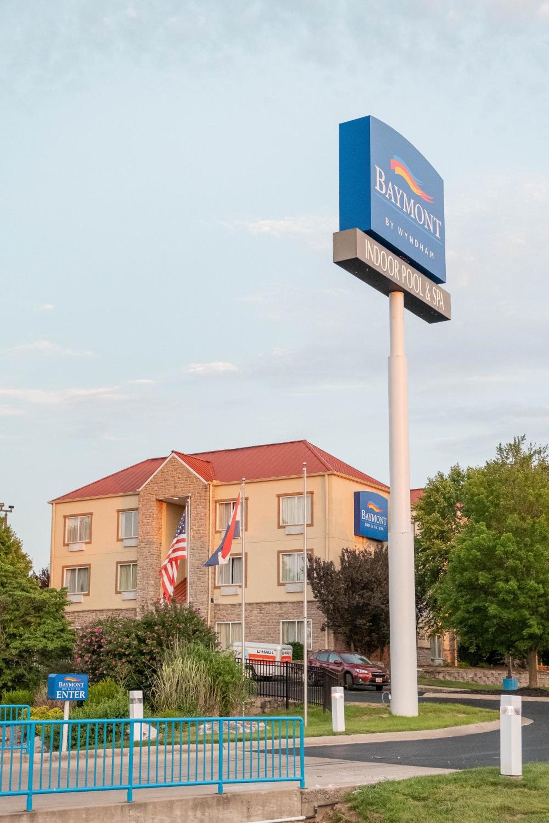 Baymont by Wyndham Springfield I-44 photo 4
