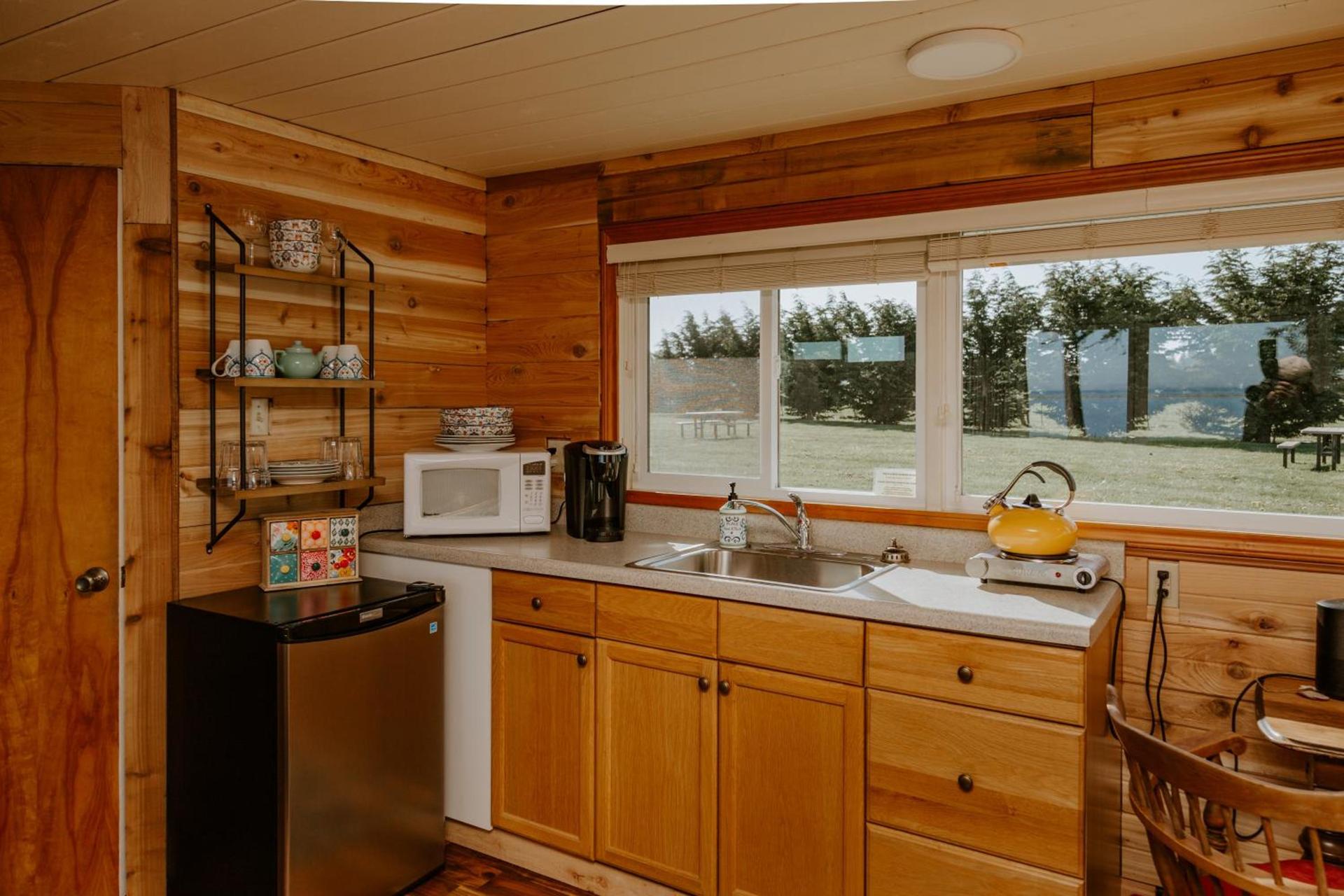 Dungeness Bay Cottages photo 23