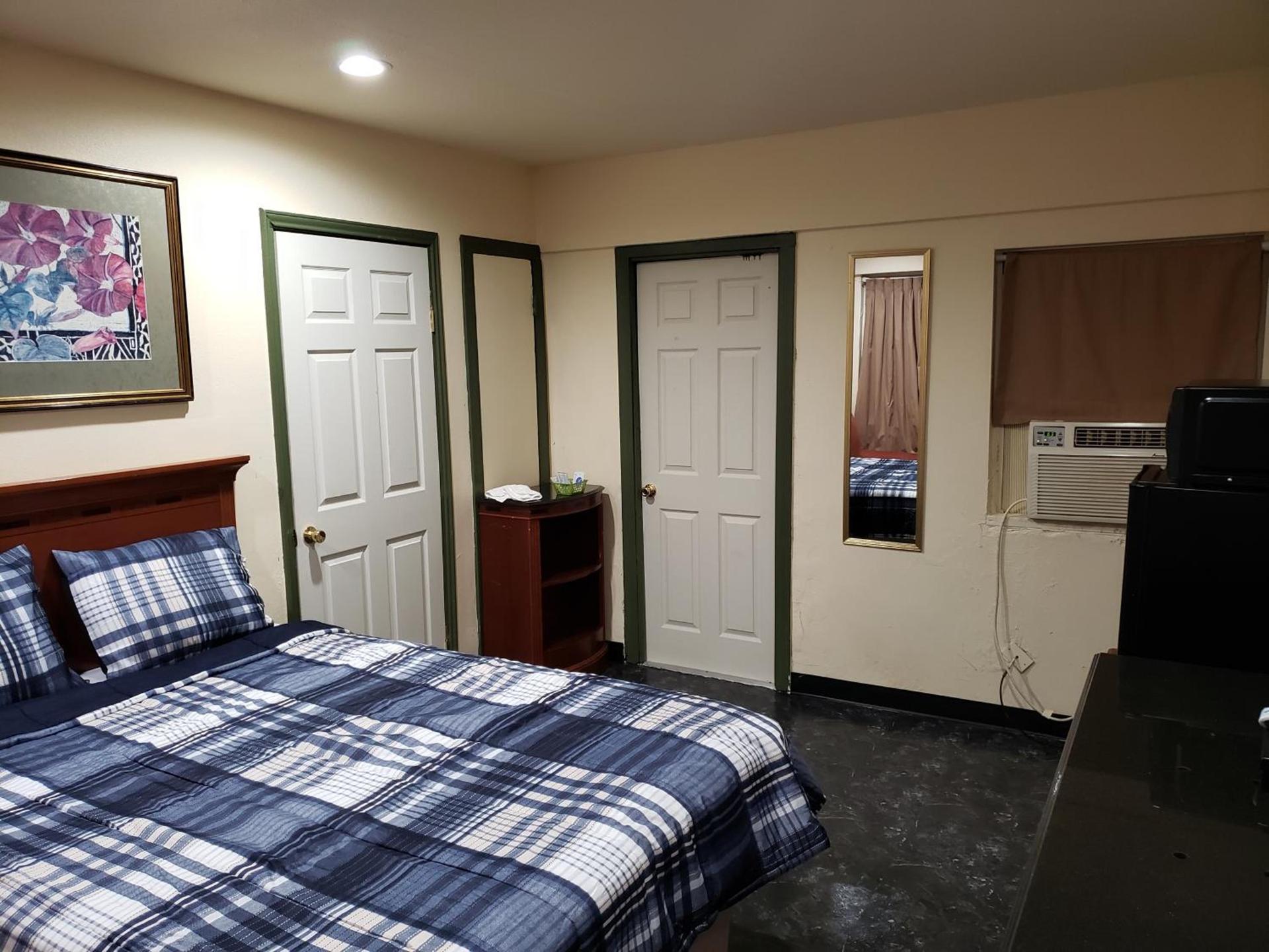Gulf Crest Motel photo 9